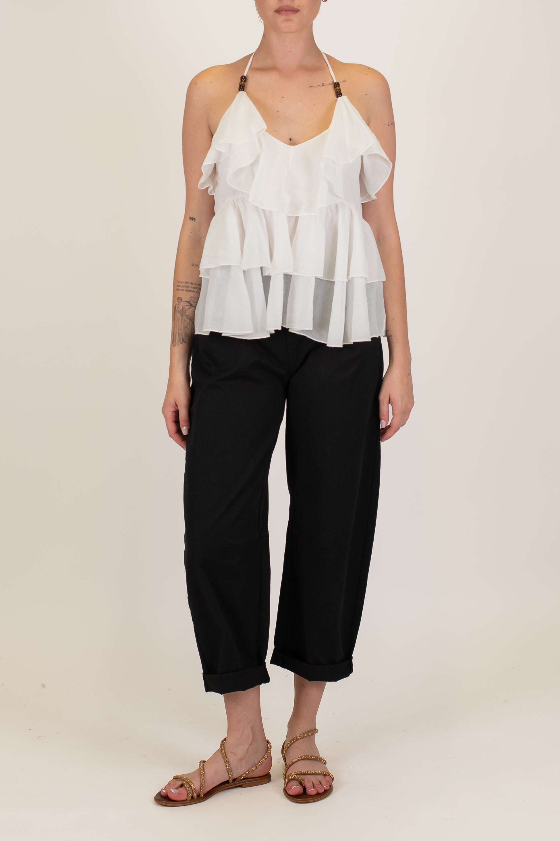 Tensione in - Pantalone modello balloon con elastico sul retro