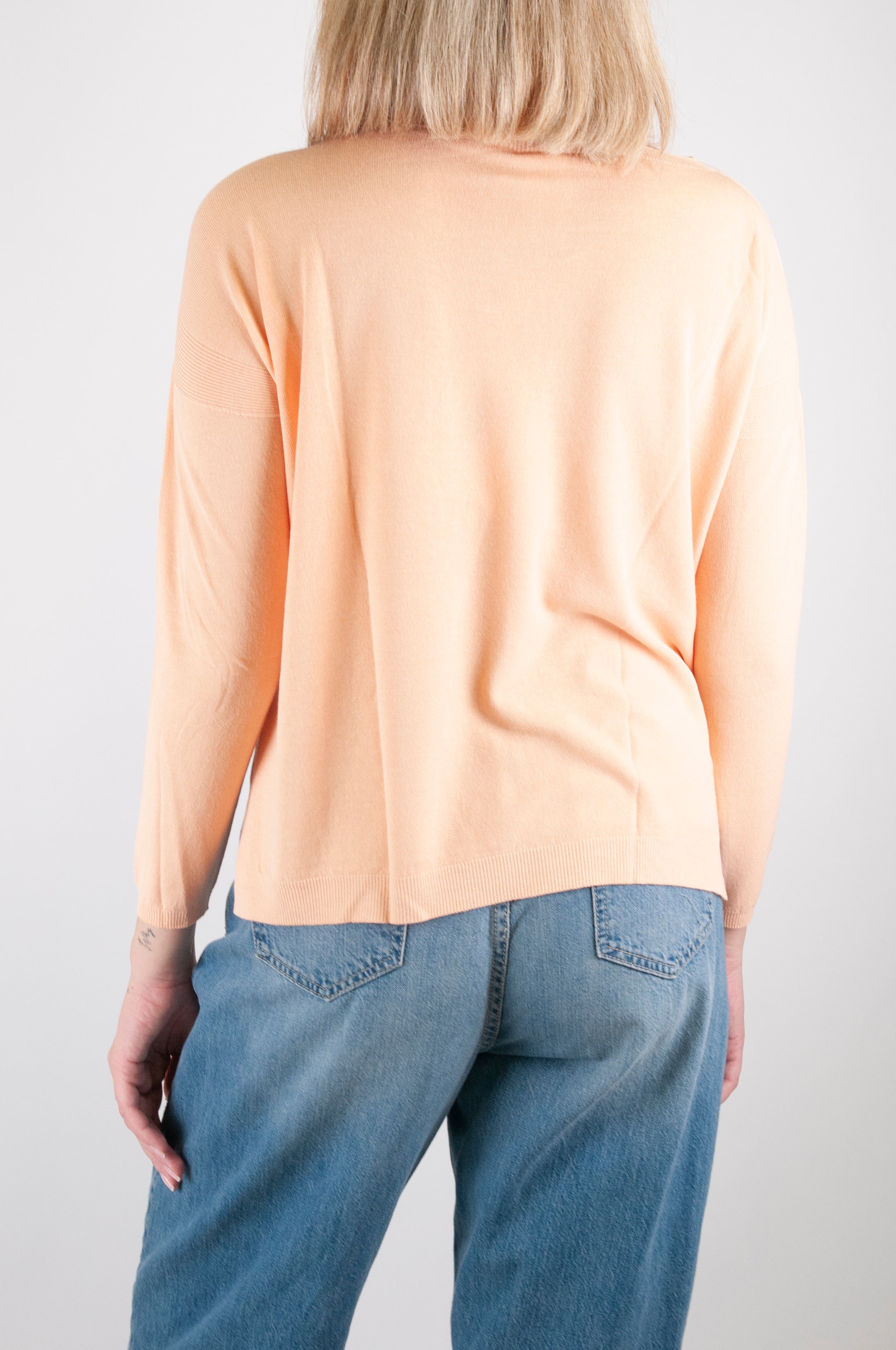 Kontatto - Maglia girocollo con spacchetti laterali in viscosa leggera