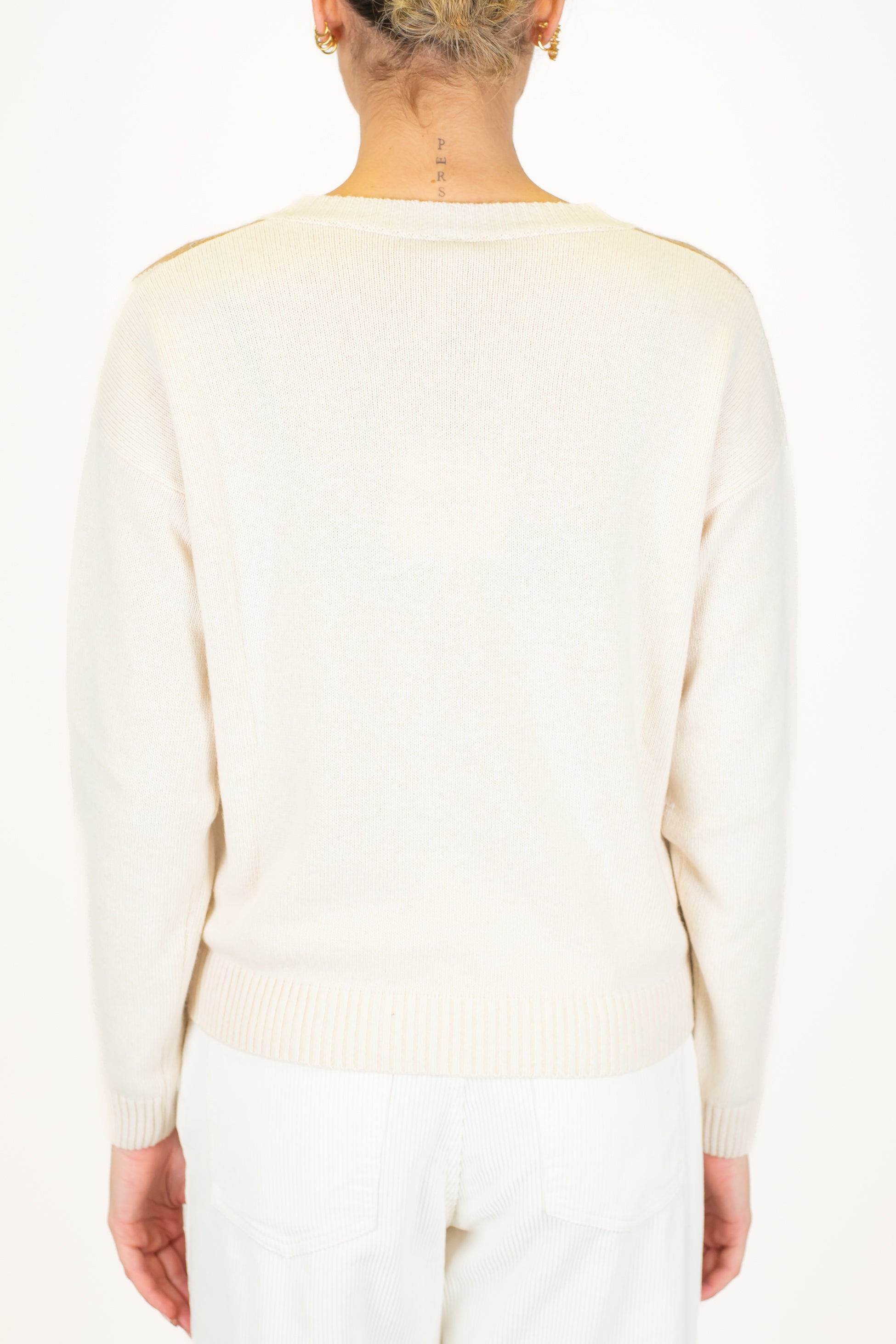 Tensione in - Maglia scollo V fantasia rombi a contrasto in misto lana e cashmere