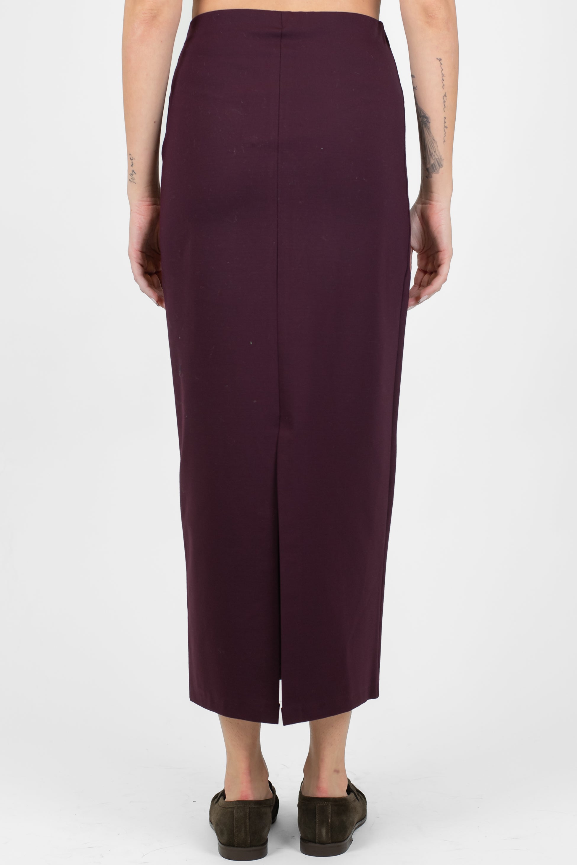 Tensione in - Gonna tubino con spacco in punto milano