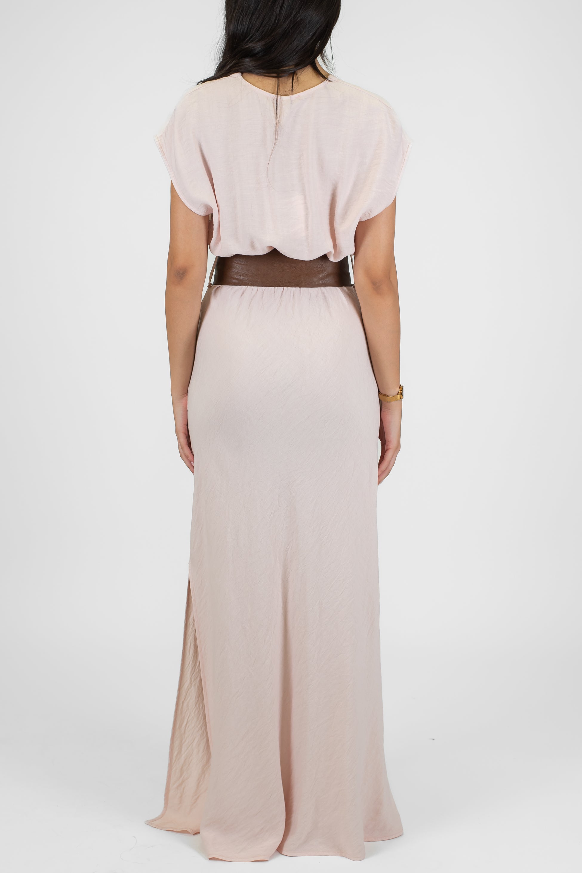 Tensione in - Abito lungo mezzamanica in viscosa leggera con scollo a V