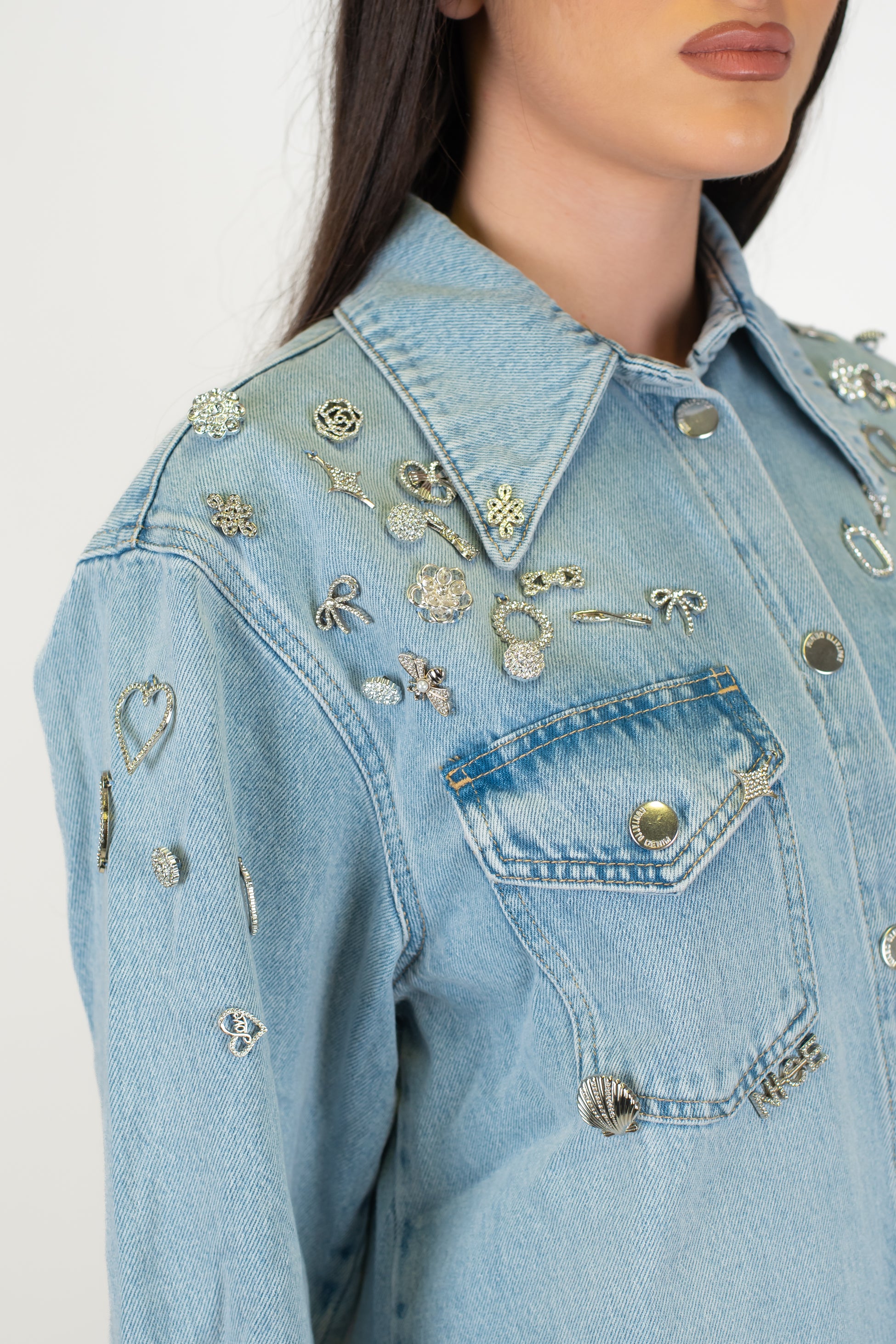 Kontatto - Giacca di jeans con applicazioni charms