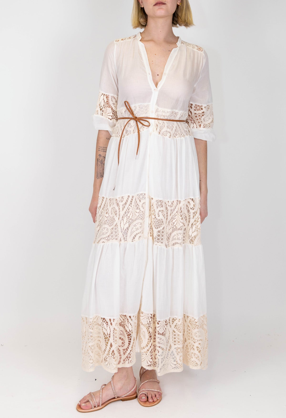 Motel - Abito lungo scollo a V in mussola di cotone e dettagli ricamati in crochet