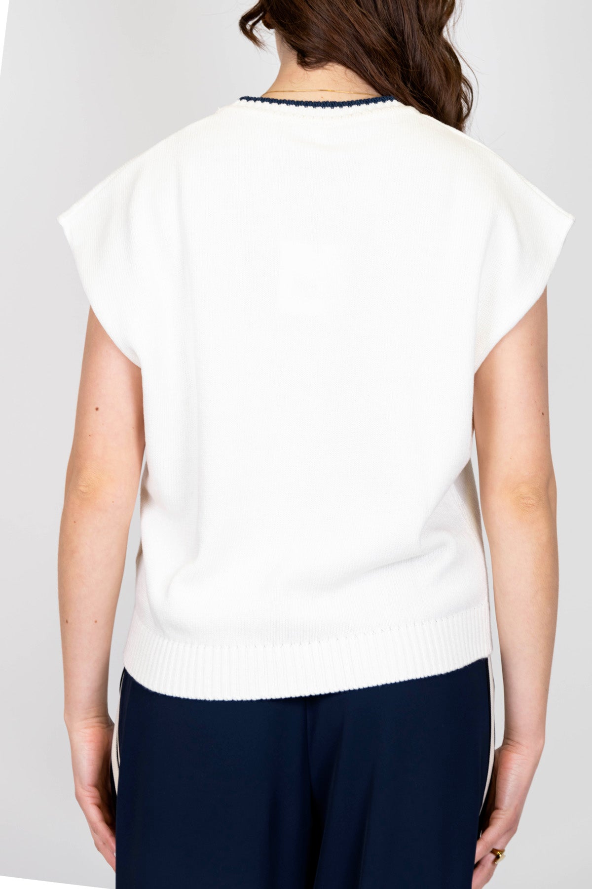 Tensione in - Maglia girocollo mezza manica con scritta a contrasto