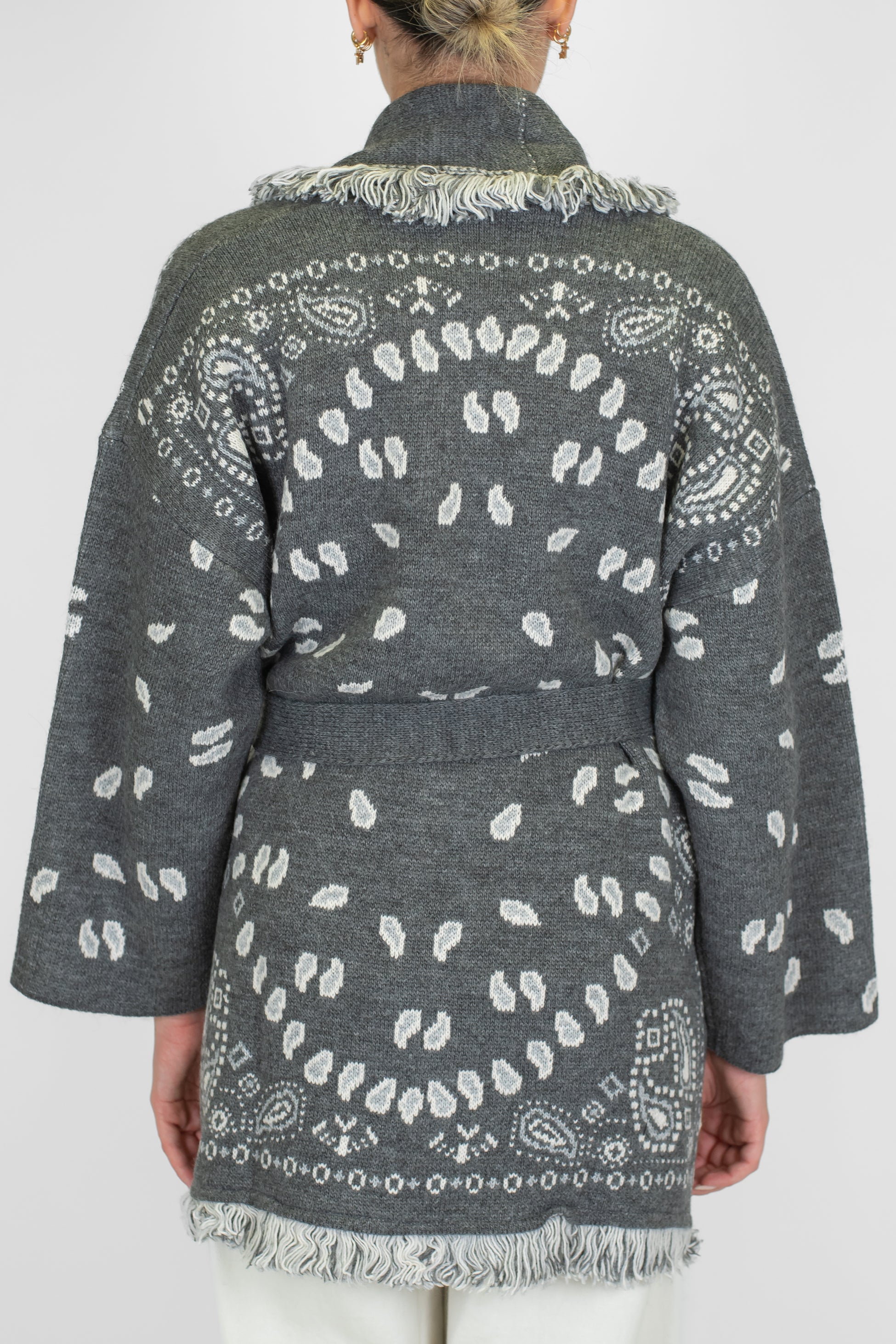 Tensione in - Cardigan in misto lana fantasia bandana con frange