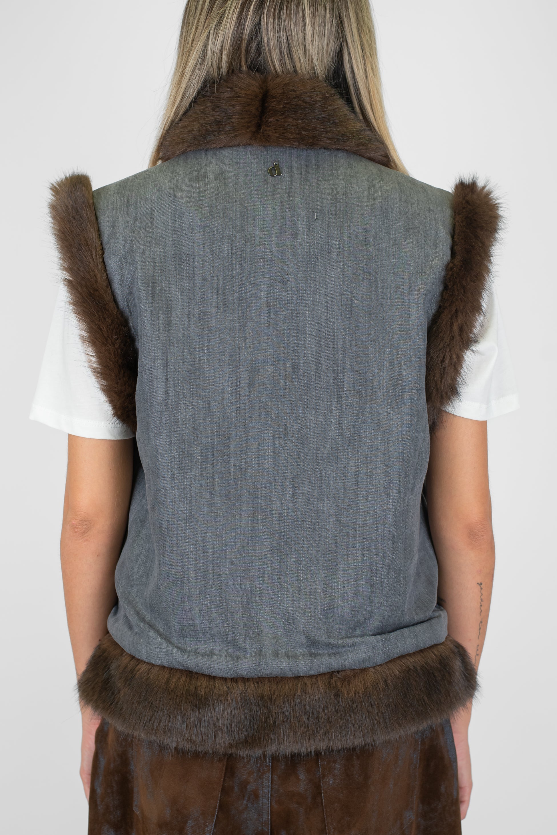 Dixie - Gilet fantasia floreale ricamata con profili in ecopelliccia