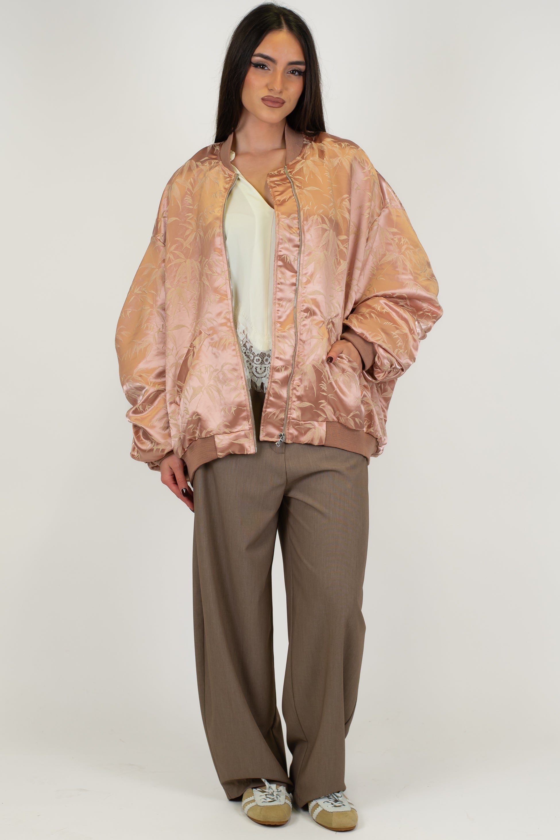 Tensione in - Pantalone ballon con tasconi posteriori