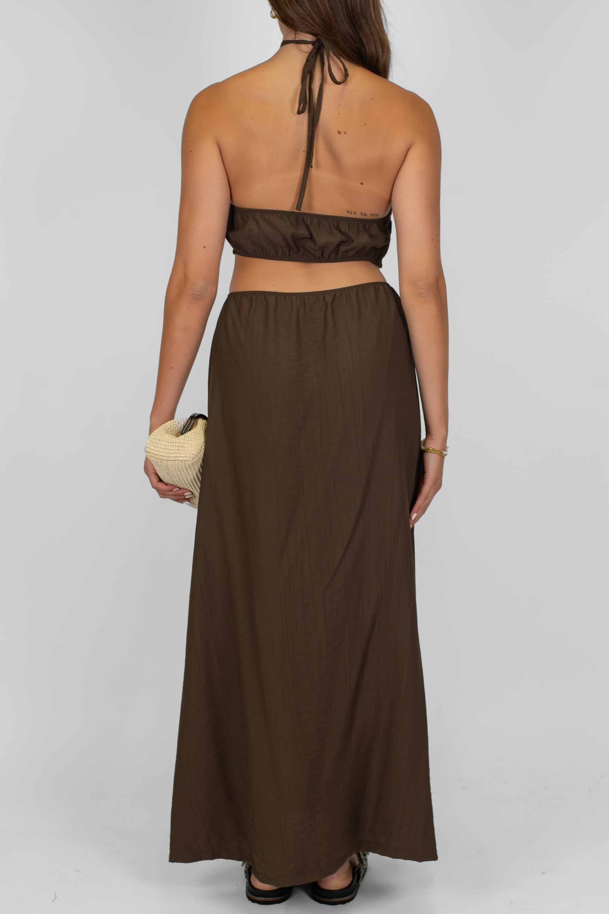 Haveone - Abito lungo cut-out con applicazioni in oro e allaccio al collo