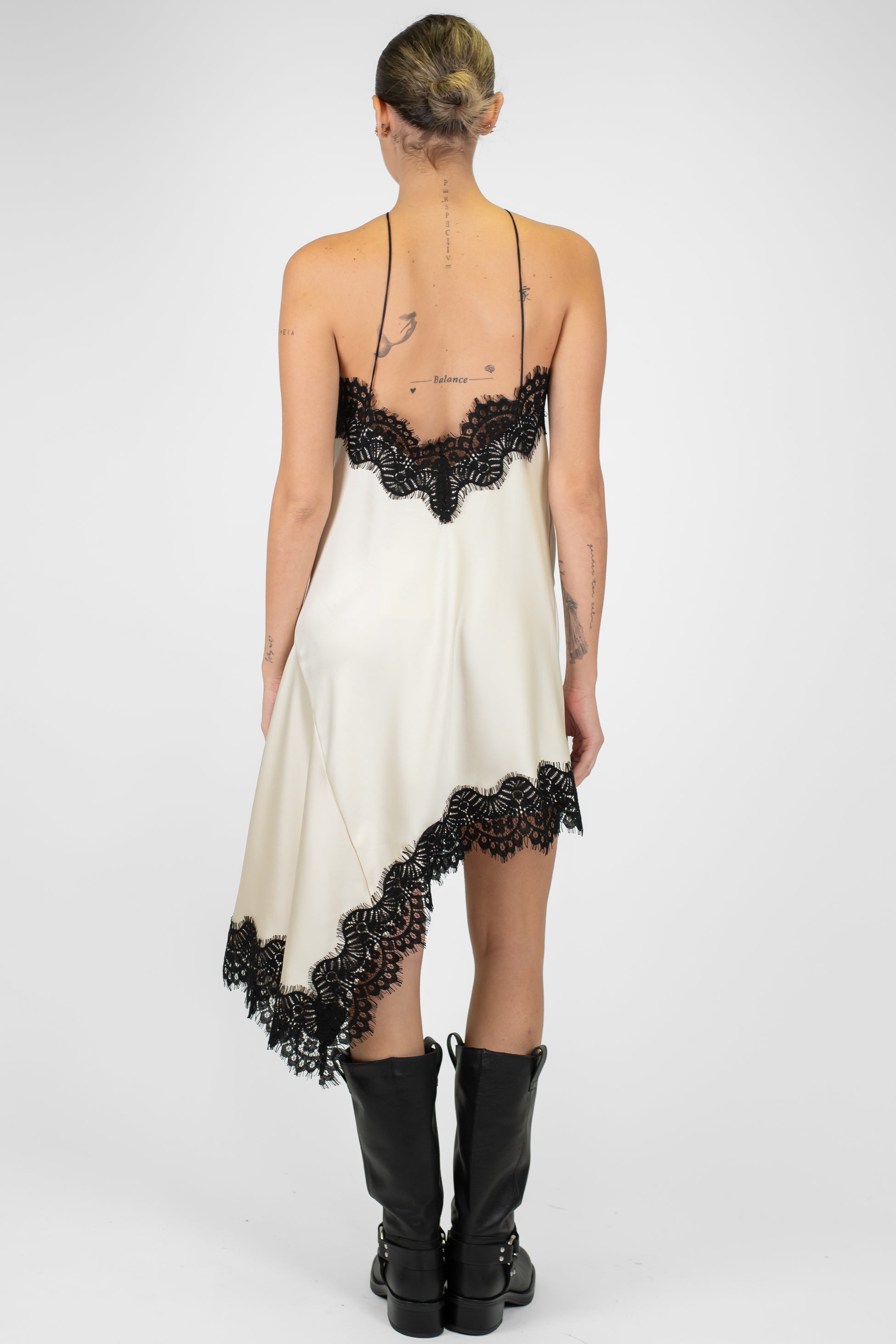 Motel - Abito corto in satin con profili in pizzo e asimmetria laterale