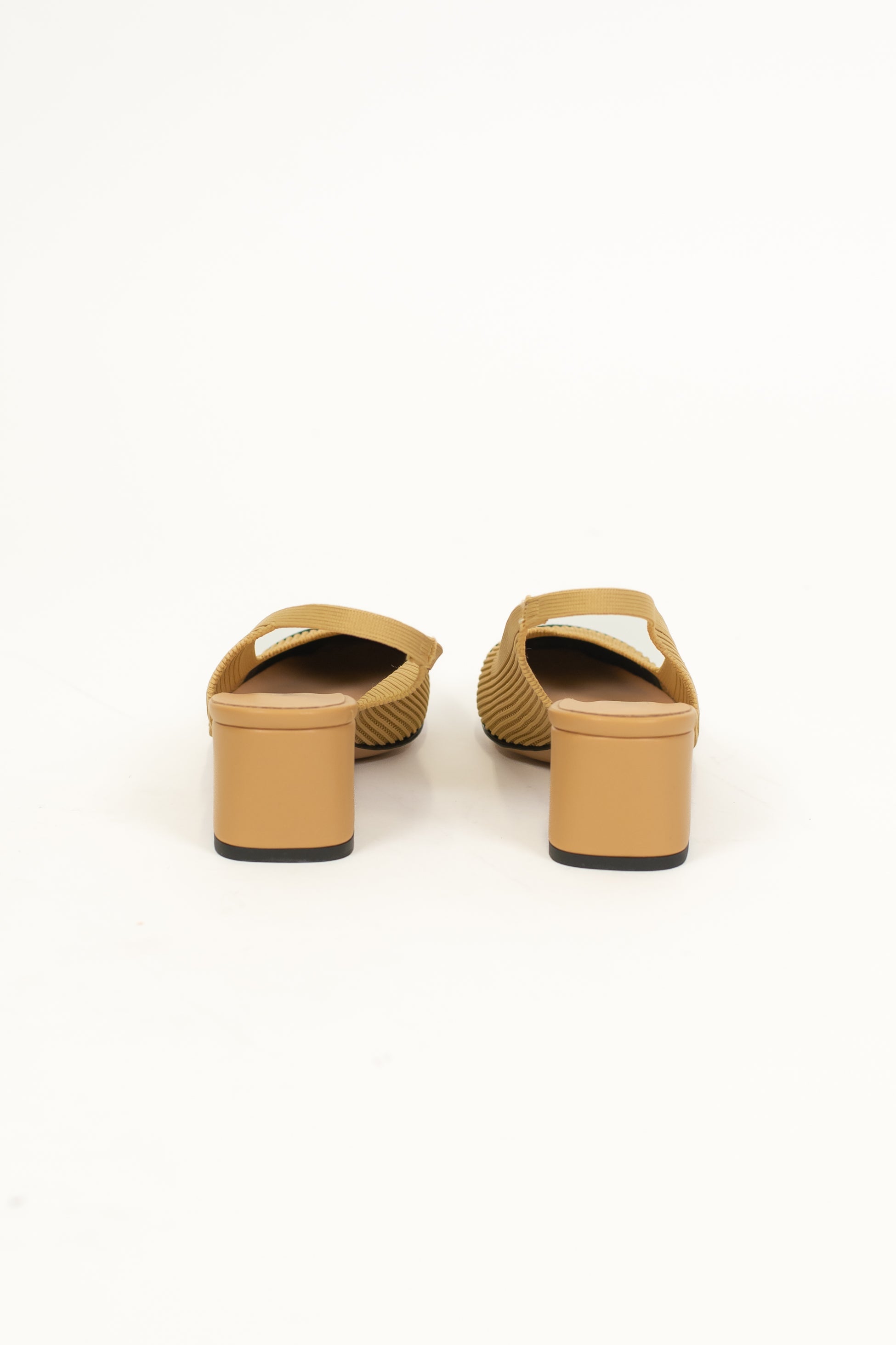 Ovyé - Slingback in maglia tramata con punta a contrasto