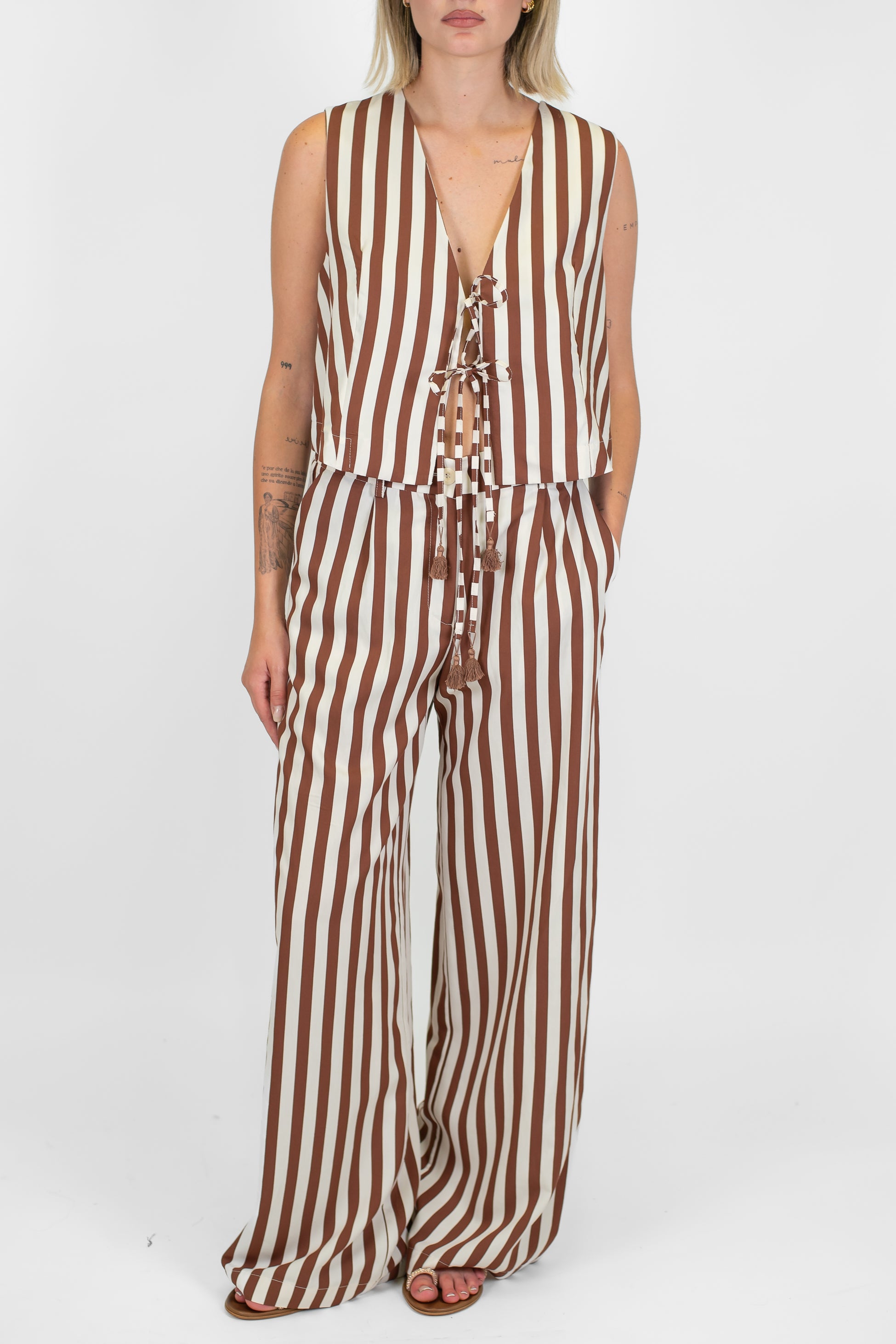 Motel - Pantalone palazzo fantasia a righe in viscosa leggera con elastico sul retro