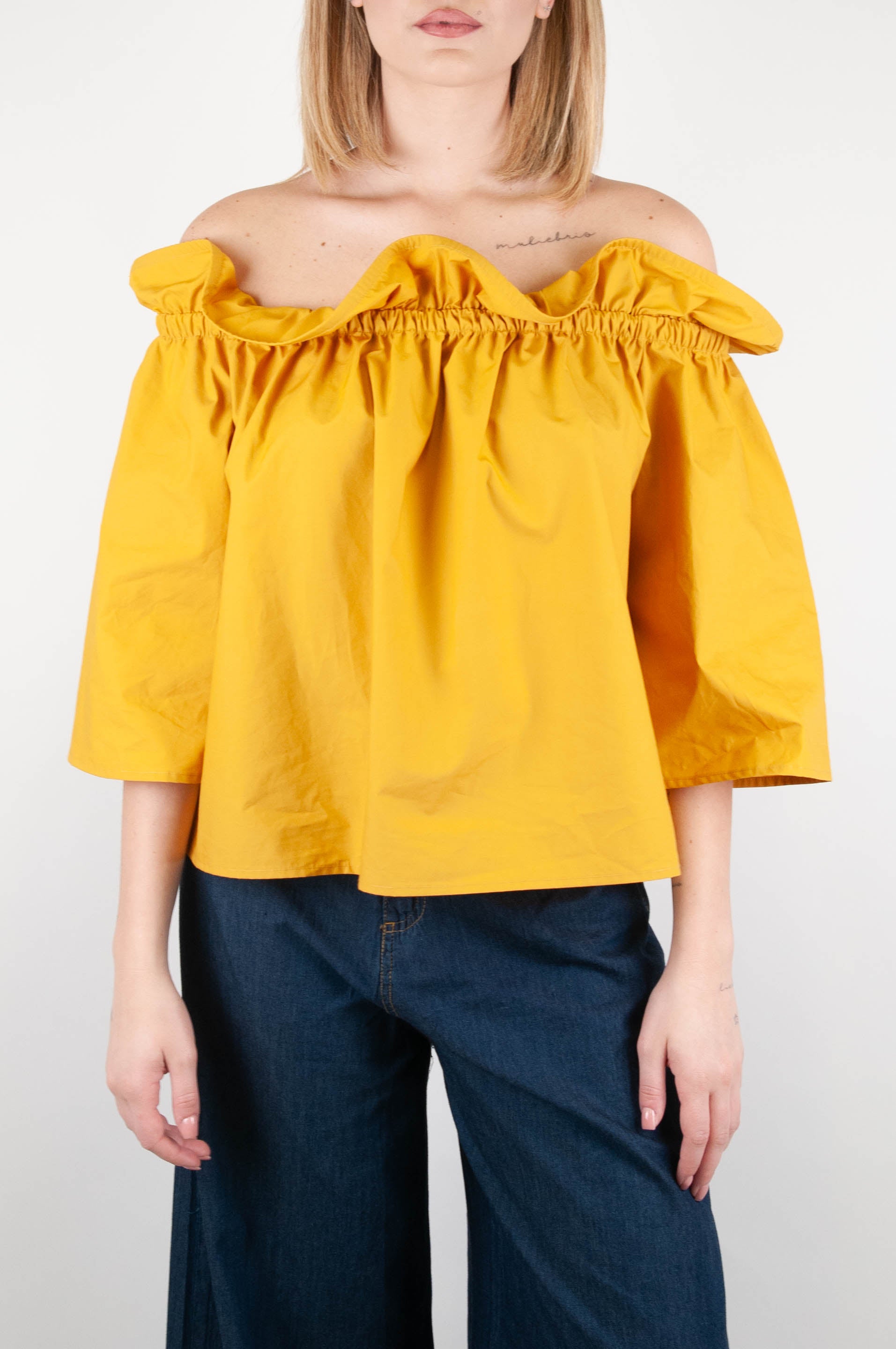 Dixie - Top scollo shiffer con rouches e manica tre quarti