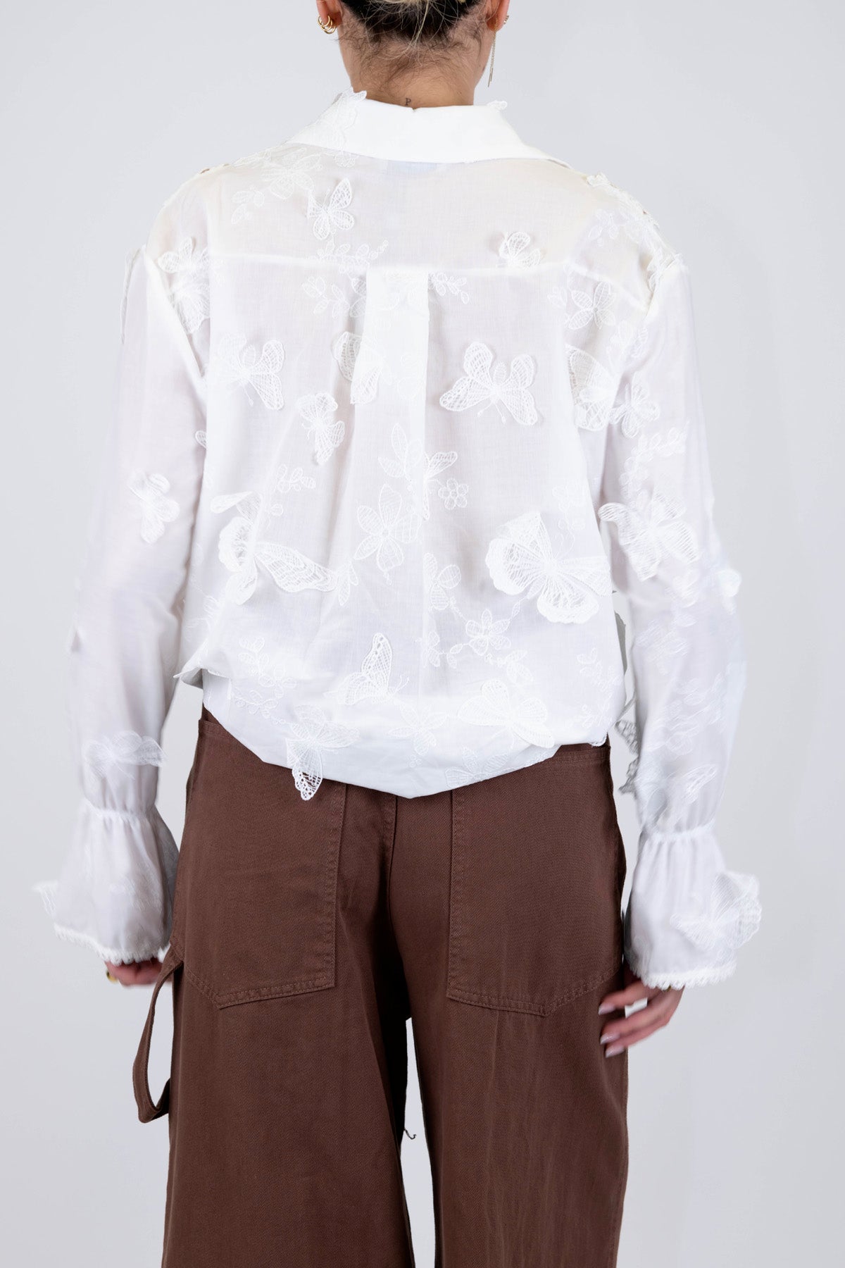 Motel - Camicia fantasia ricamata con farfalle e dettagli in crochet