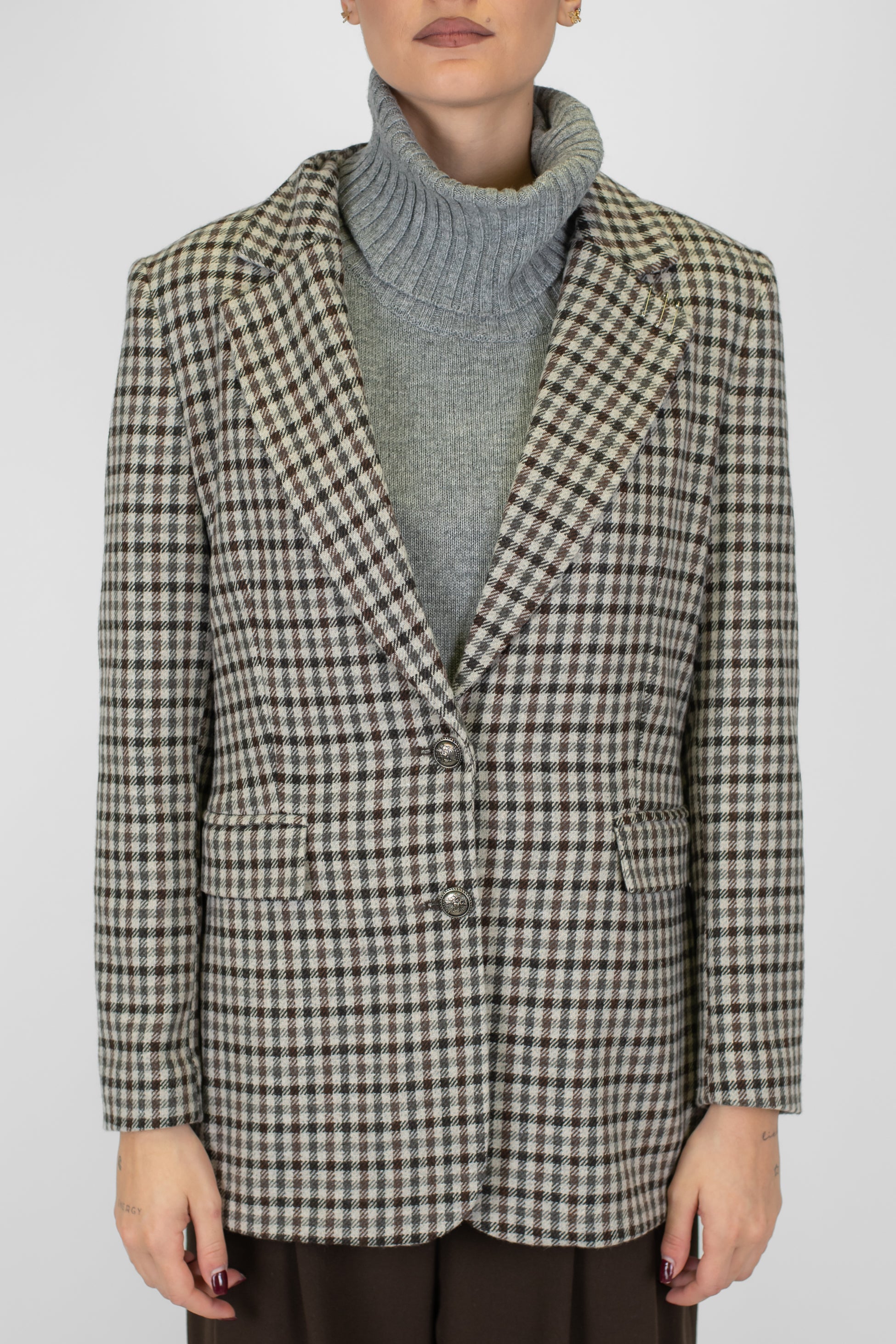 Tensione in - Giacca monopetto microfantasia quadri in misto lana con graffette sul rever