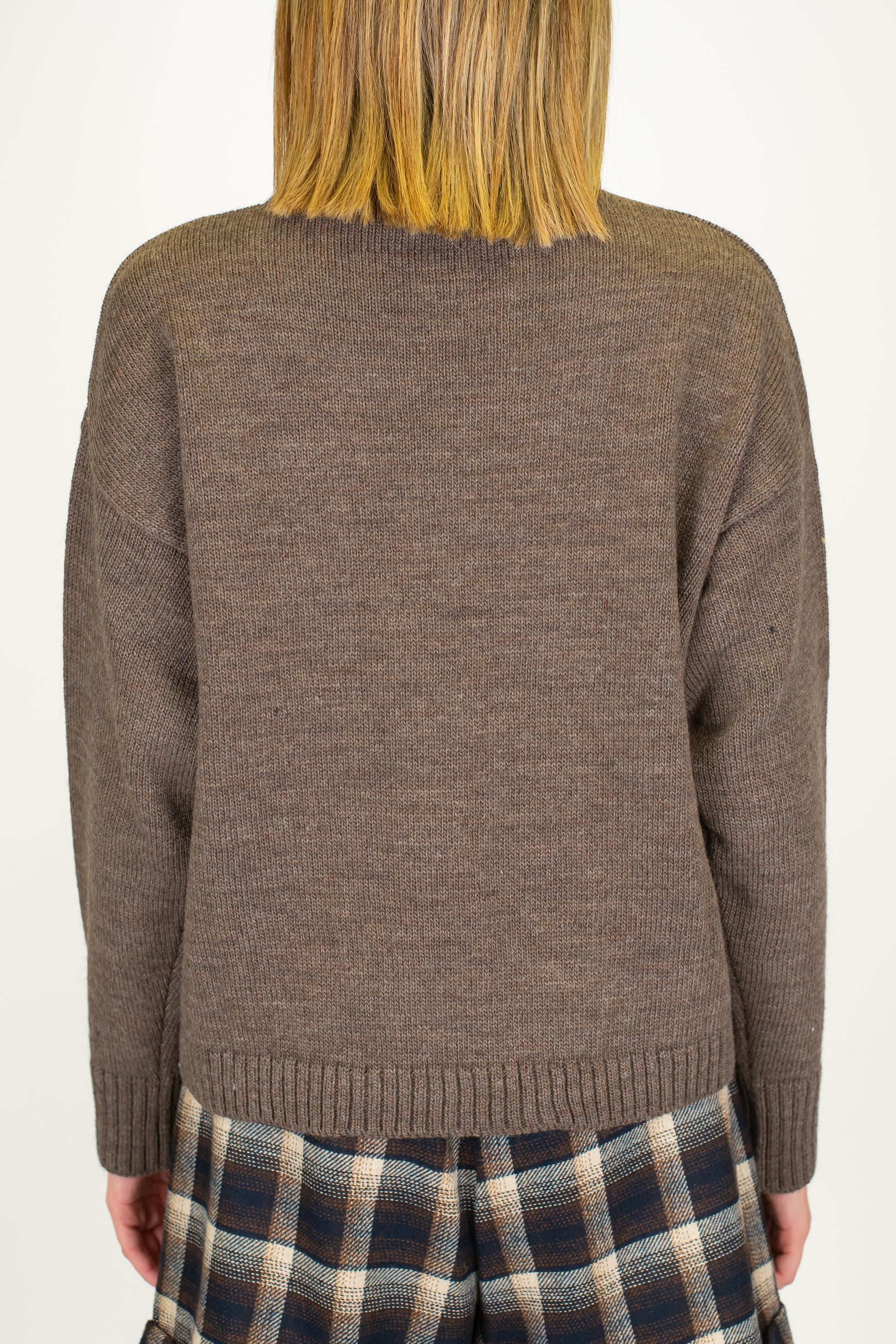 Tensione in - Maglia girocollo in misto lana con Snoopy ricamato