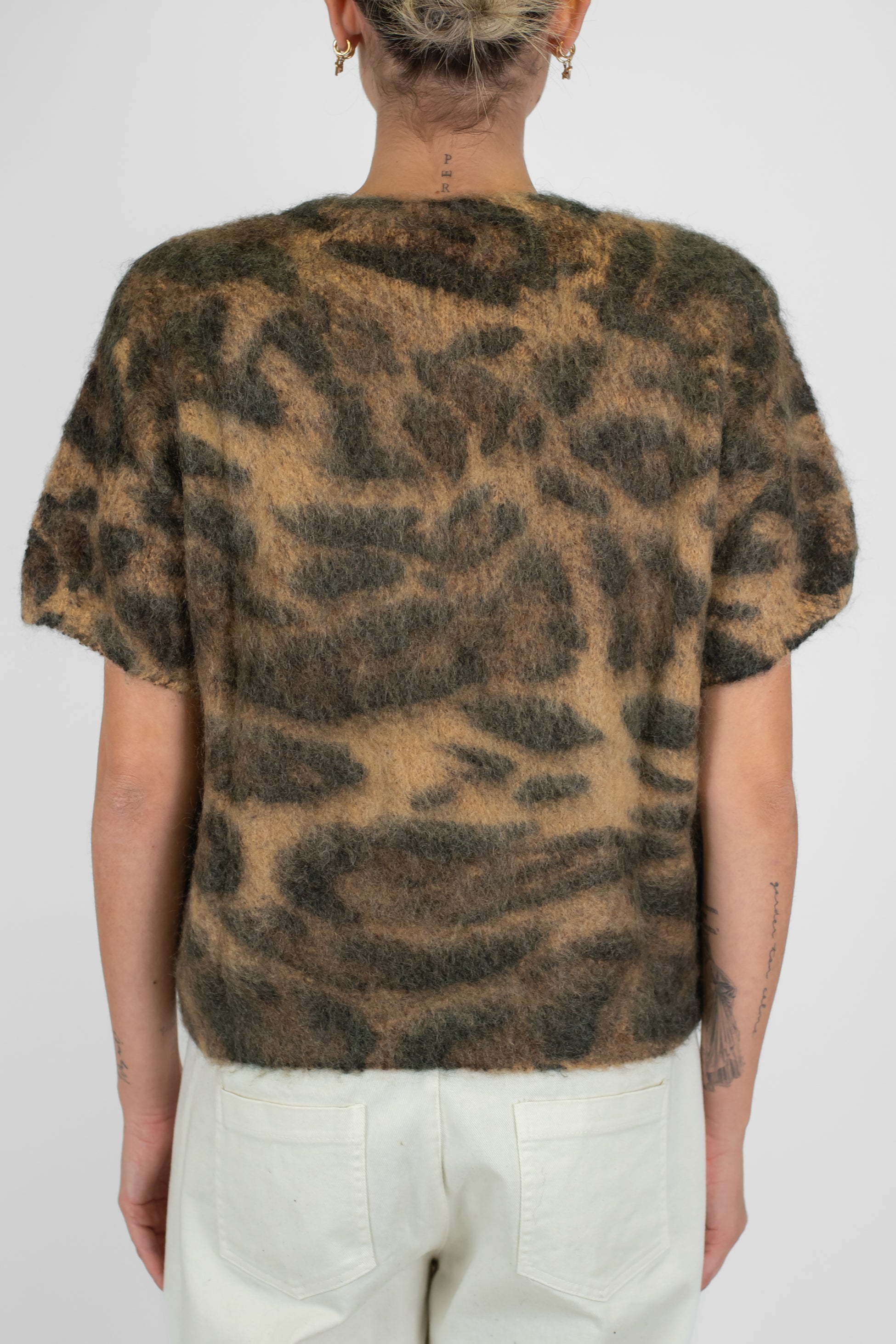 Tensione in - Maglia mezzamanica fantasia animalier maculata in misto lana mohair