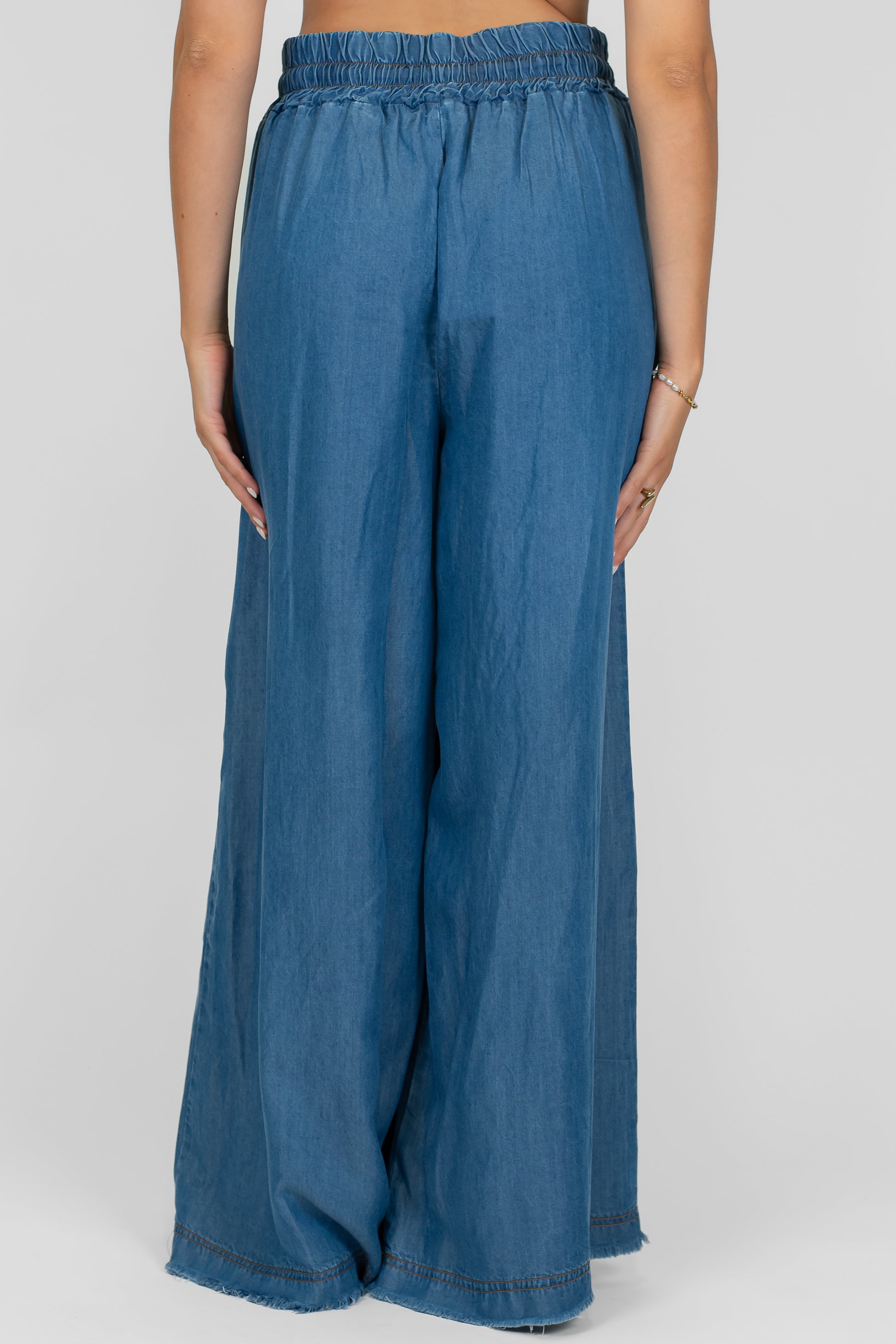 Motel - Pantalone palazzo in lyocell con coulisse e nappine