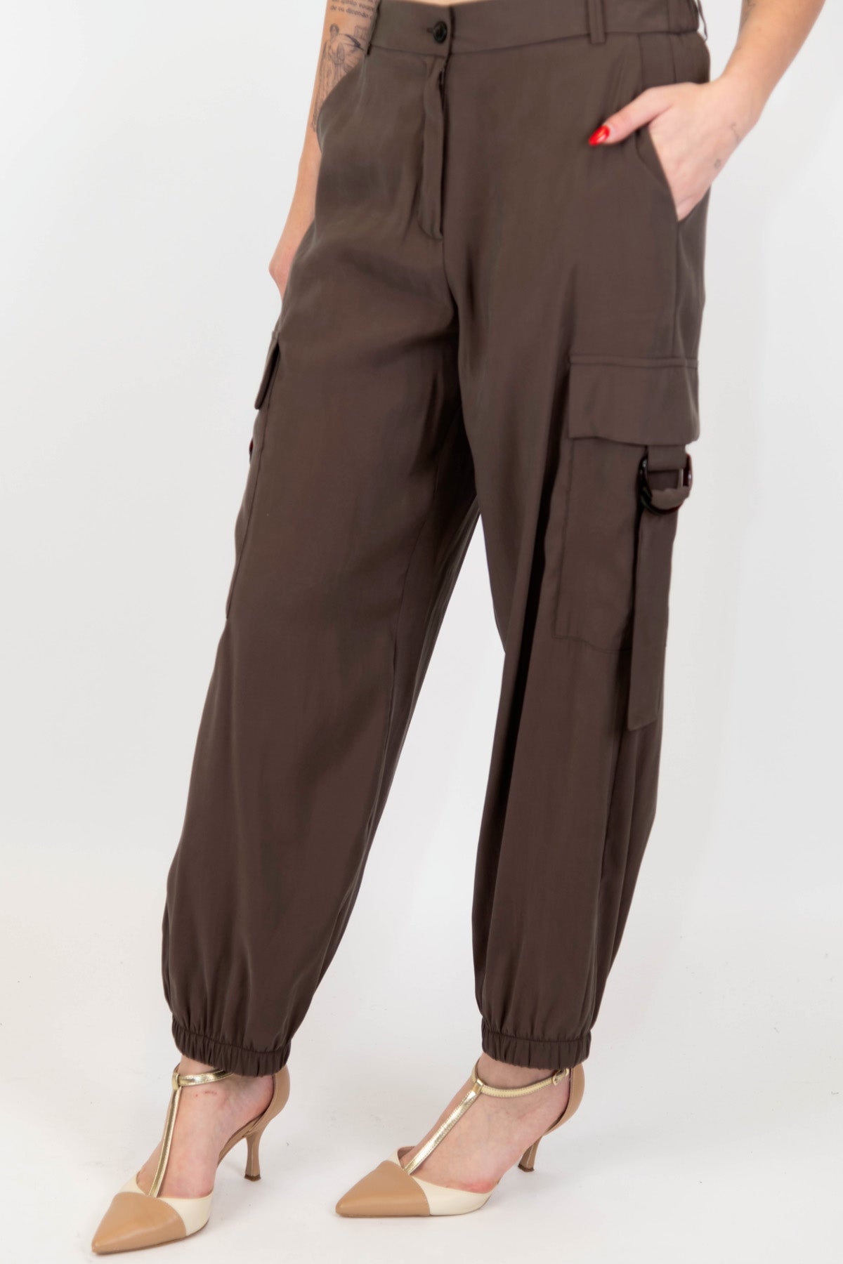 Maryley - Pantalone cargo in modal con elastico in vita e sul fondo