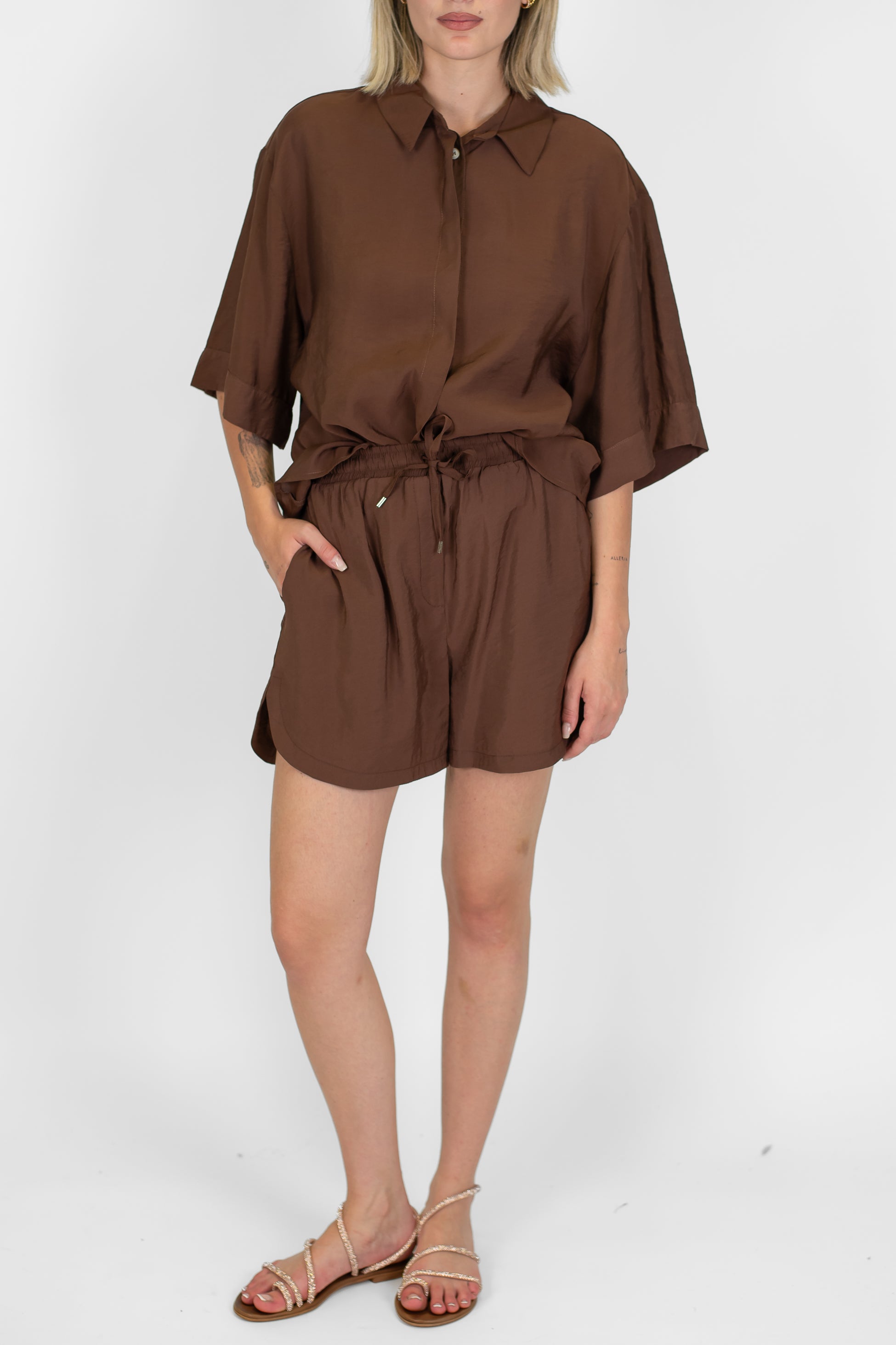 Motel - Coordinato in modal con camica mezzamanica e shorts con coulisse