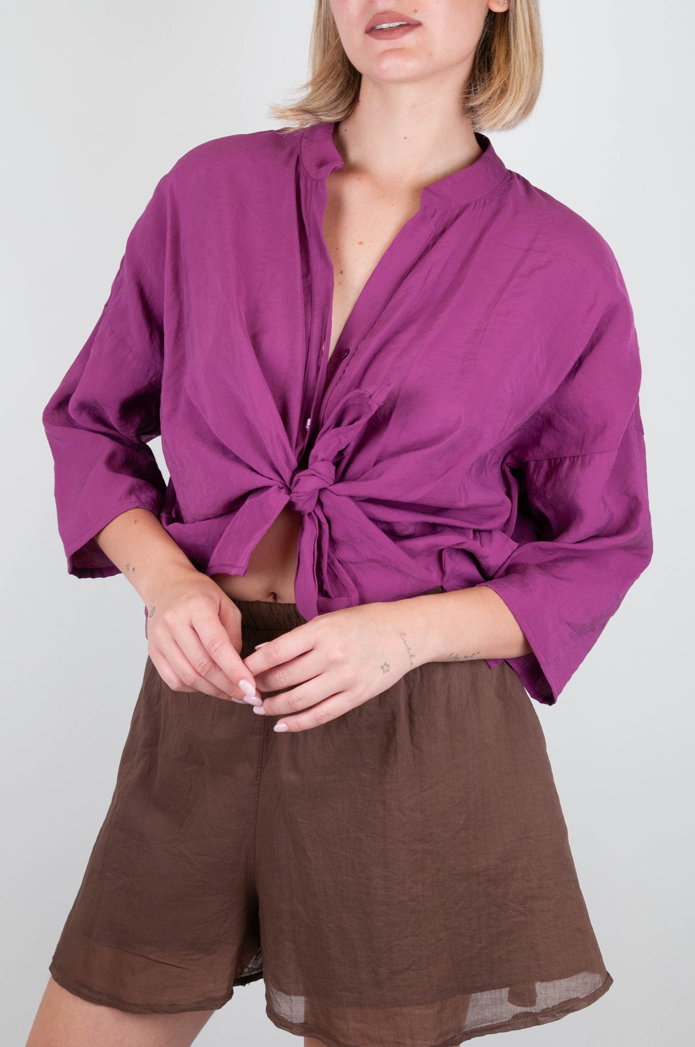 Haveone - Camicia in modal con collo coreano e nodo sul fondo