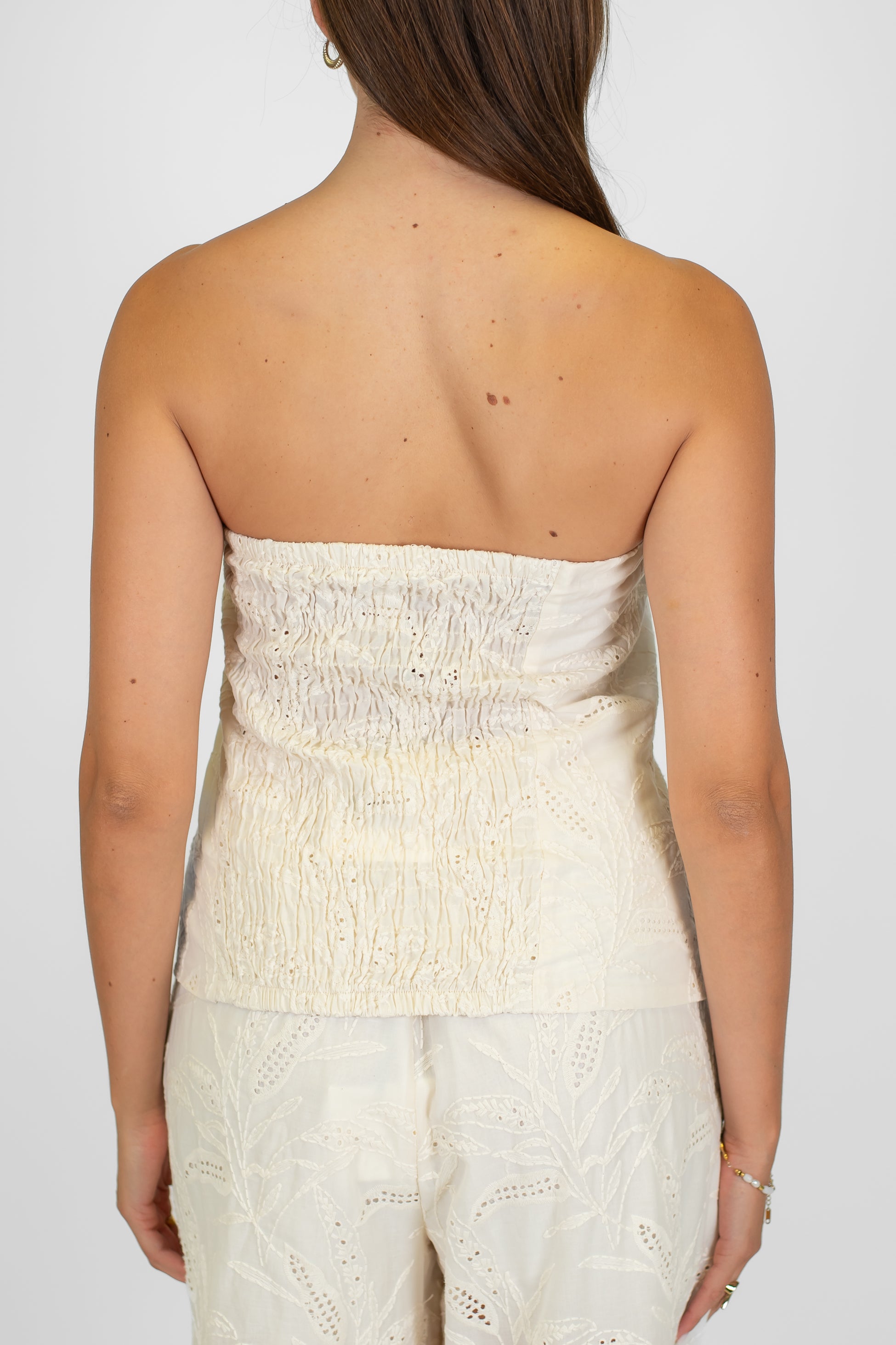 Tensione in - Coordinato top a fascia e pantalone