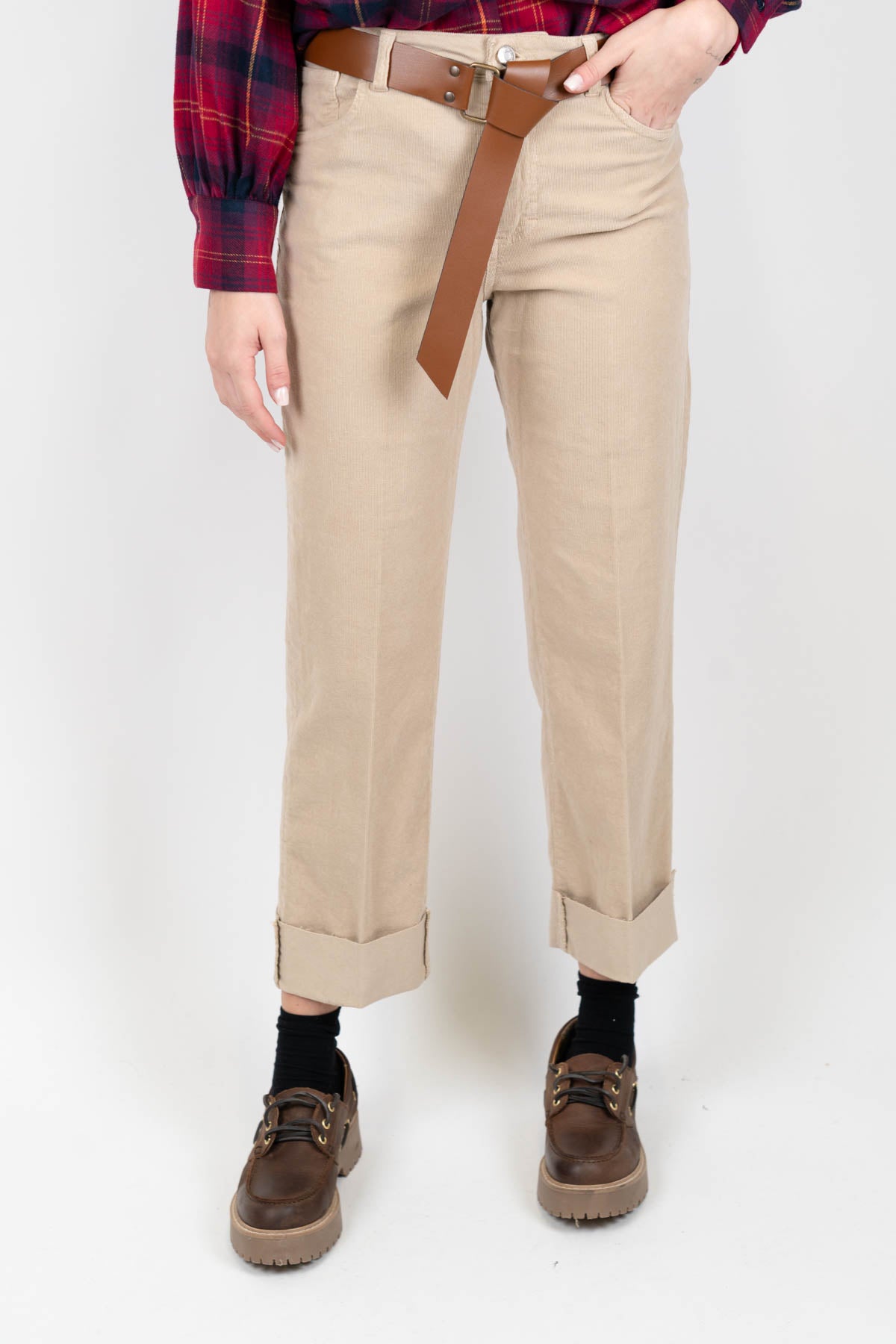 Haveone - Pantalone Mandy in velluto millerighe con risvolto