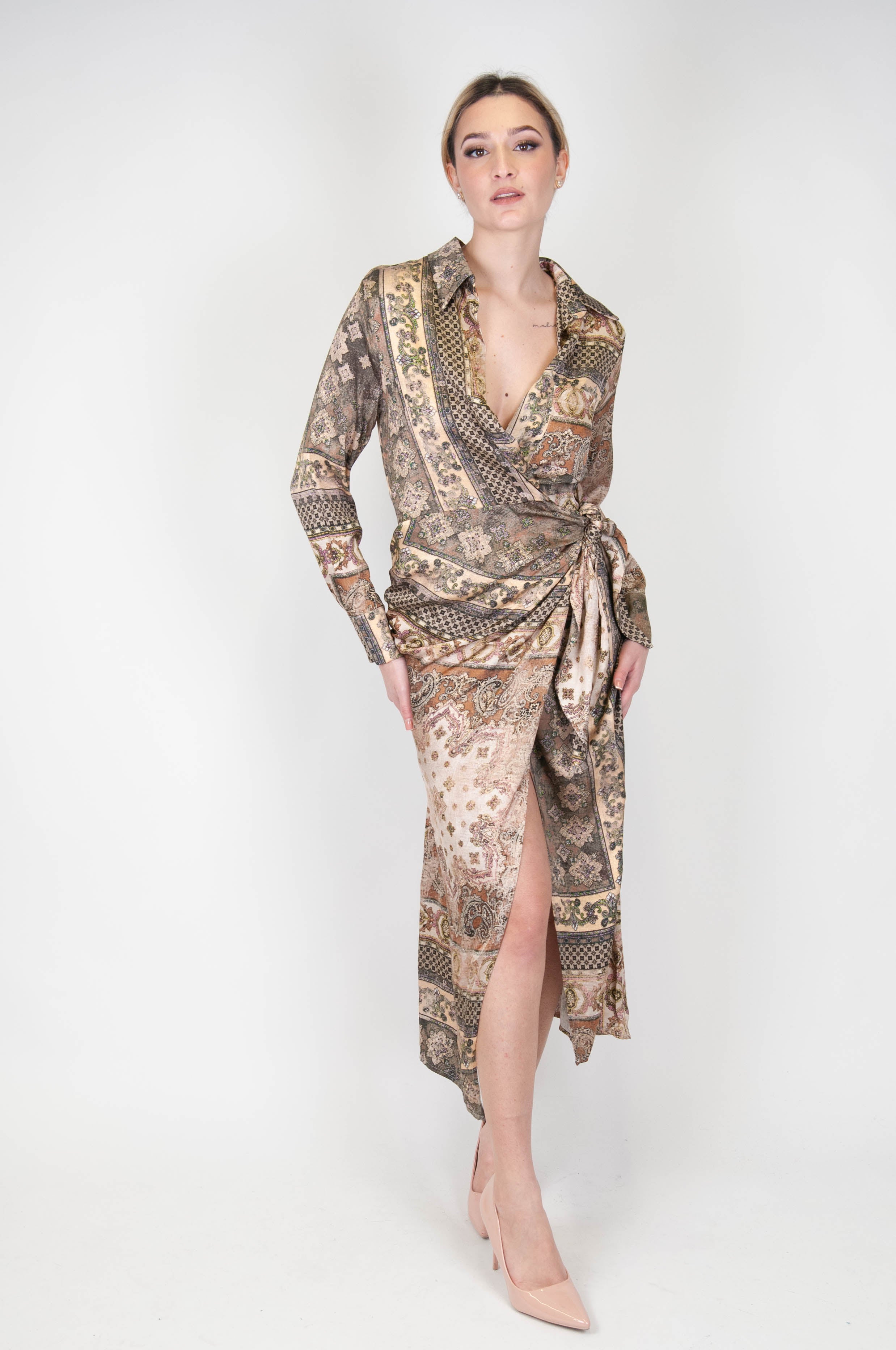 Souvenir - Abito lungo a portafoglio fantasia astratta in viscosa