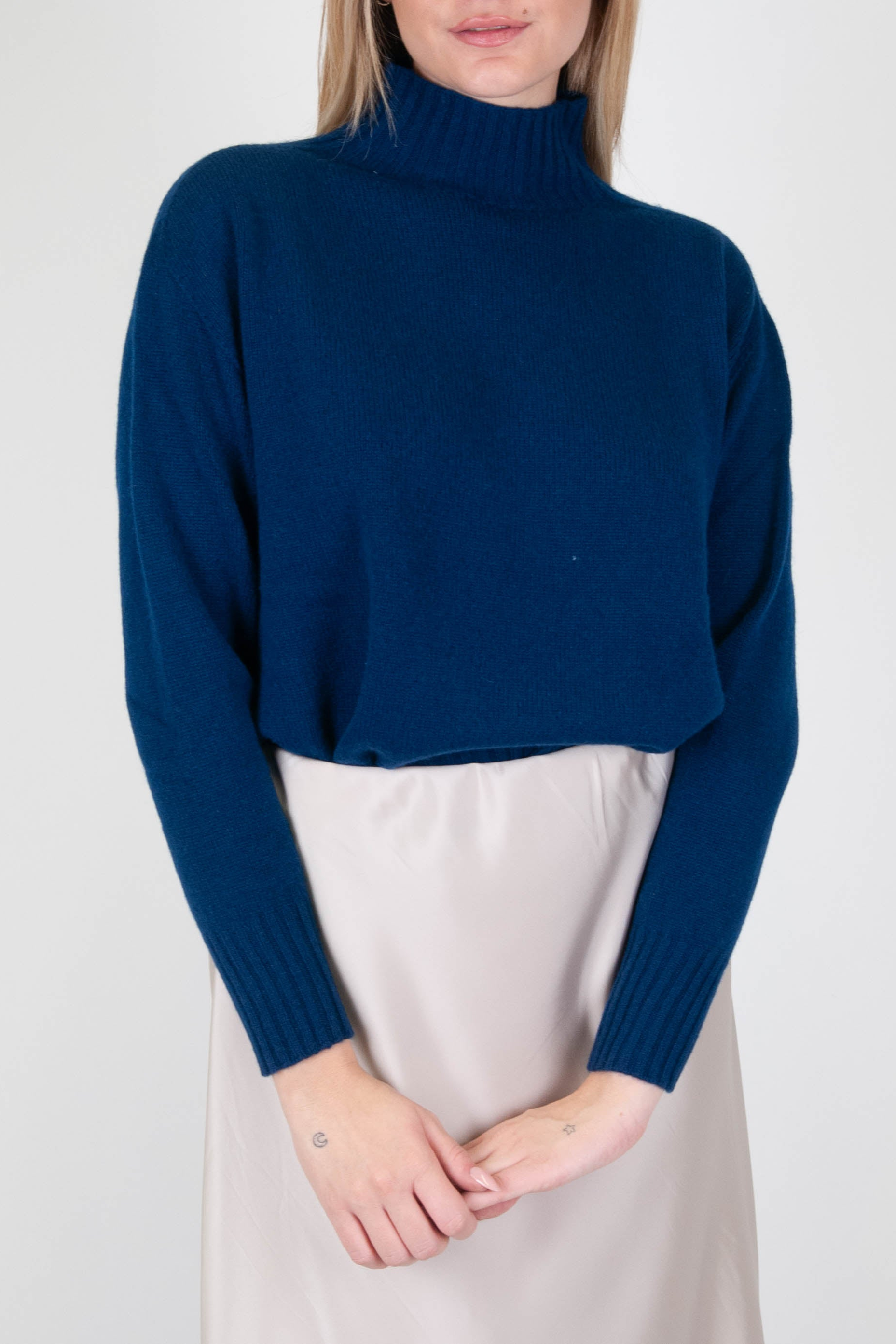 Motel - Lupetto 100% in puro cashmere stondata avanti