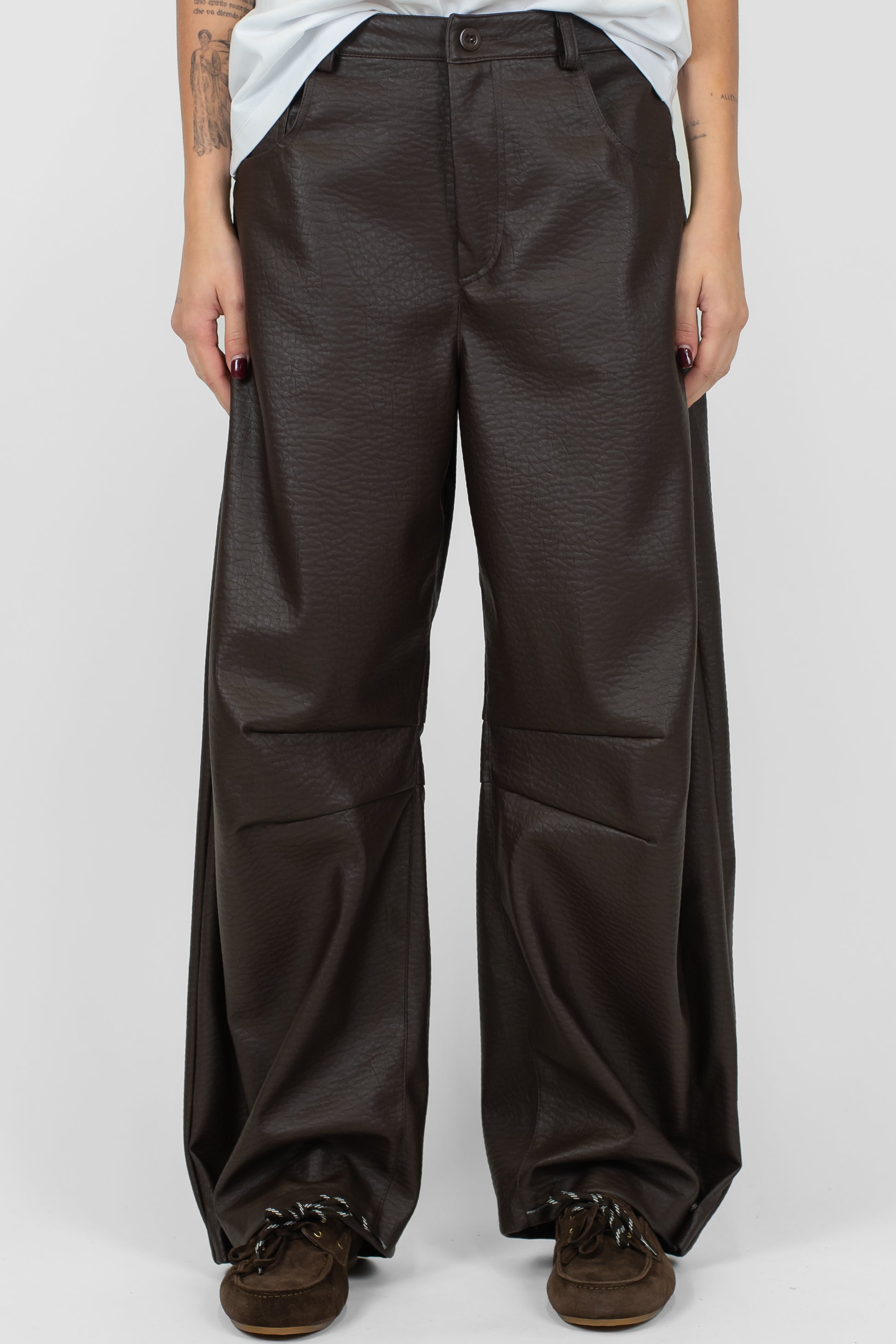 Motel - Pantalone balloon in ecopelle martellata