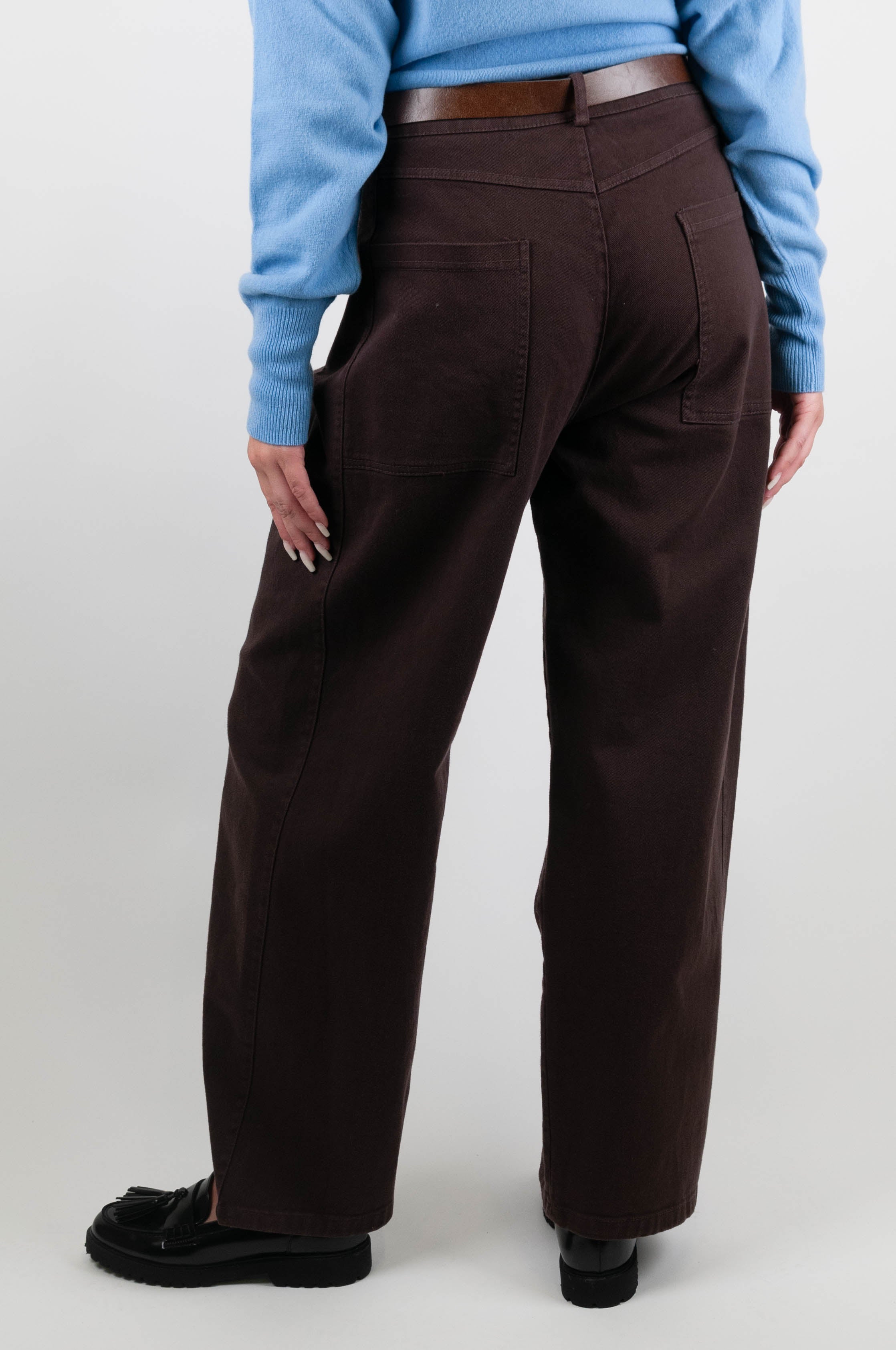 Tensione in - Pantalone regular con quattro tasche