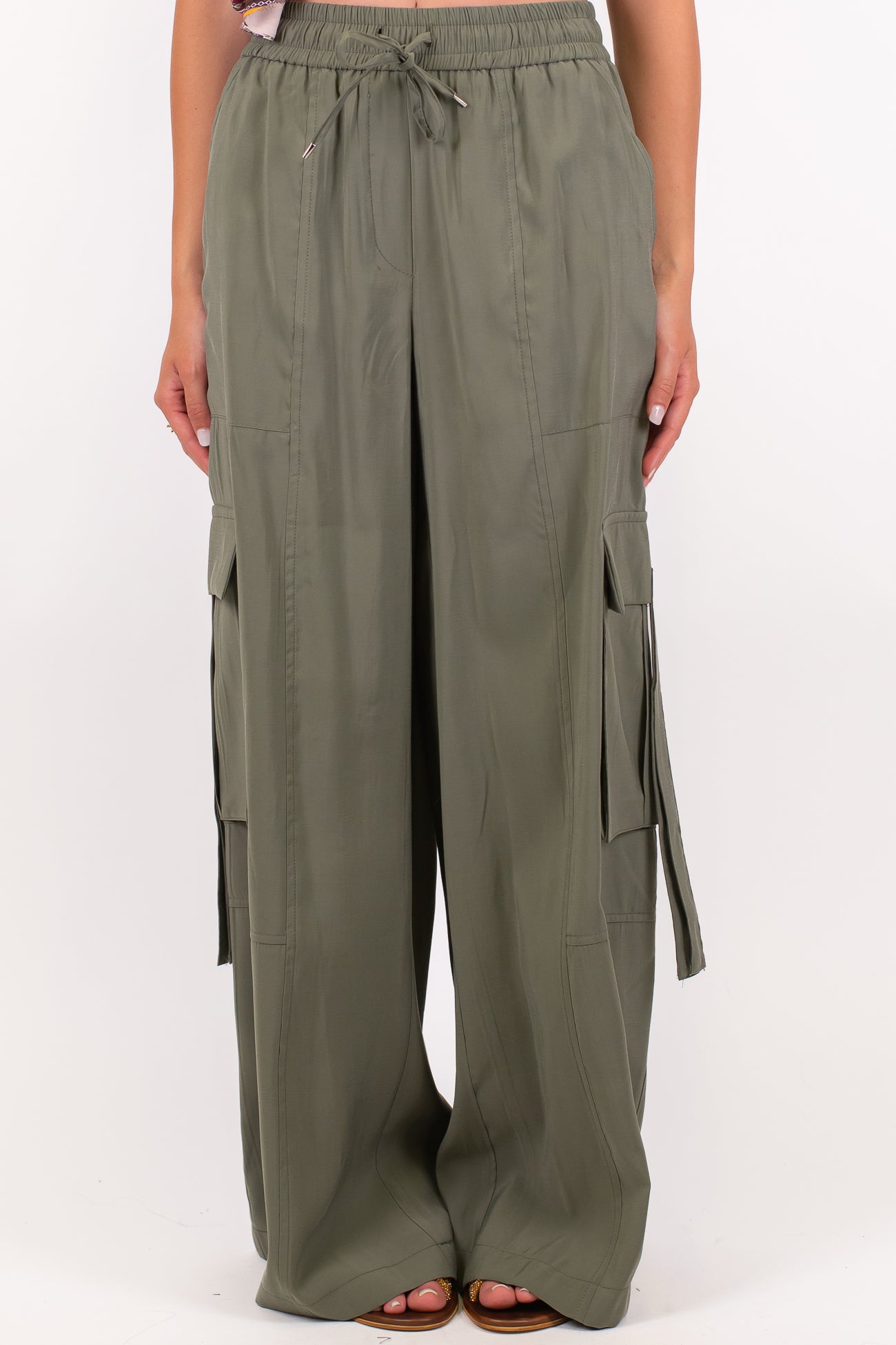 Tensione in - Pantalone palazzo cargo in viscosa leggera con coulisse