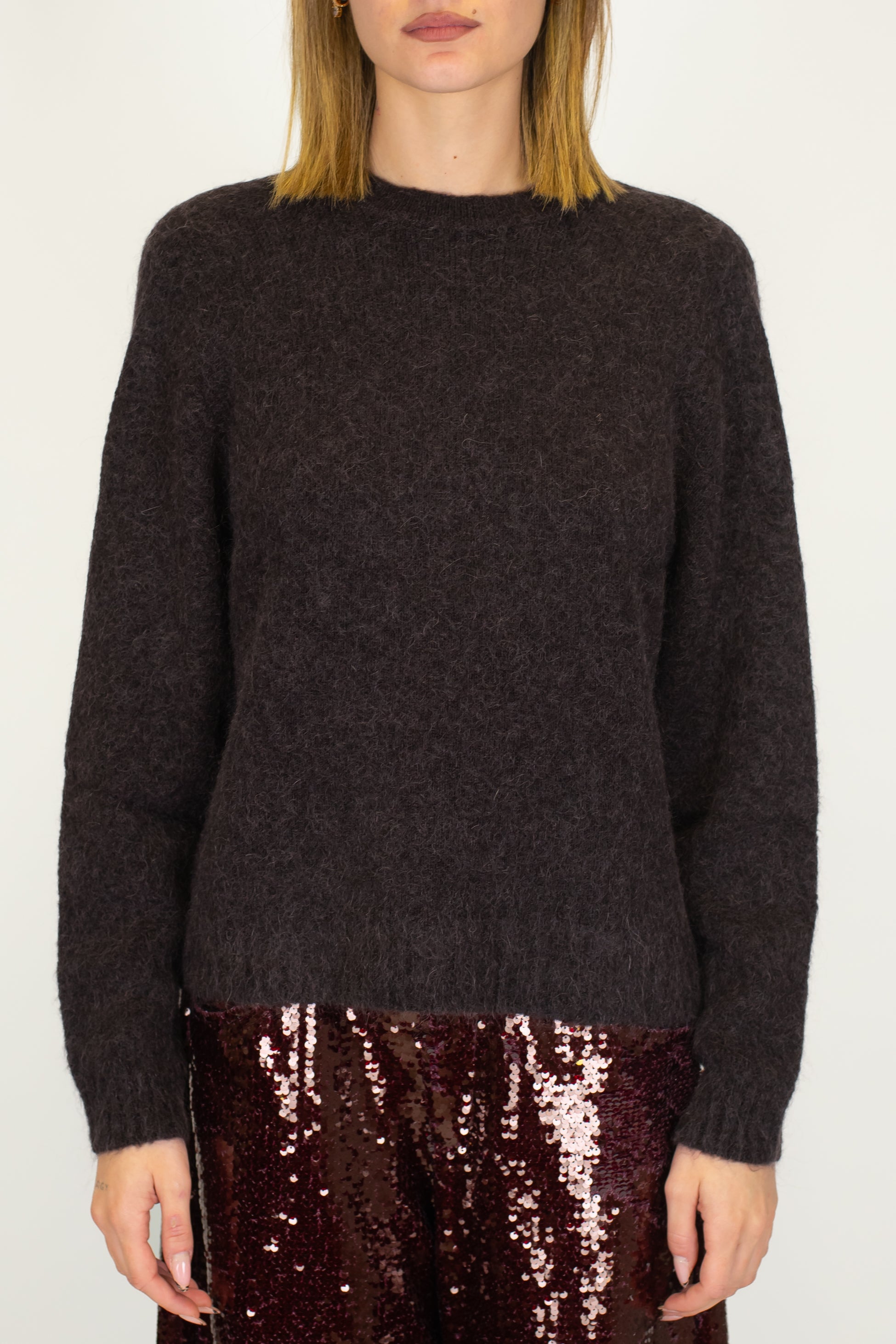 Maryley - Maglia in lana mohair con scollo profondo a V sul retro