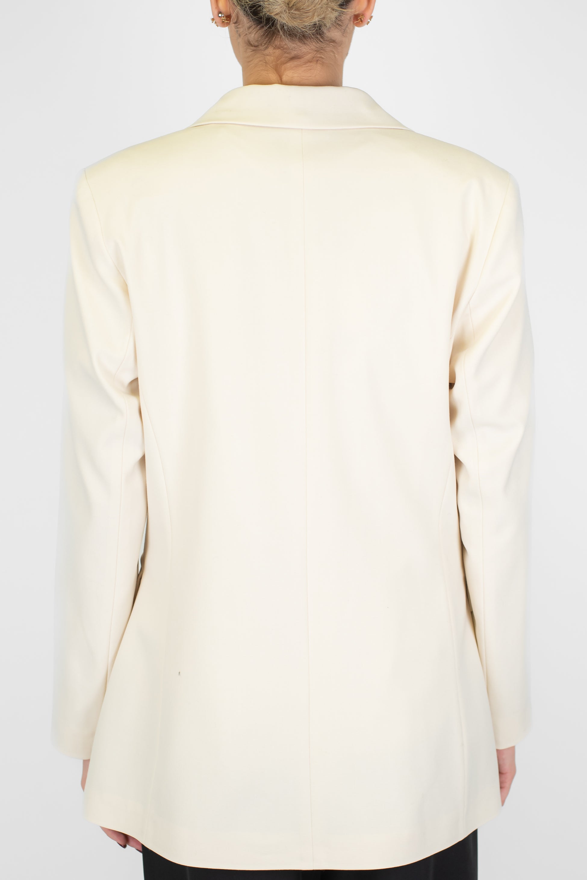 Tensione in - Giacca monopetto con spilla