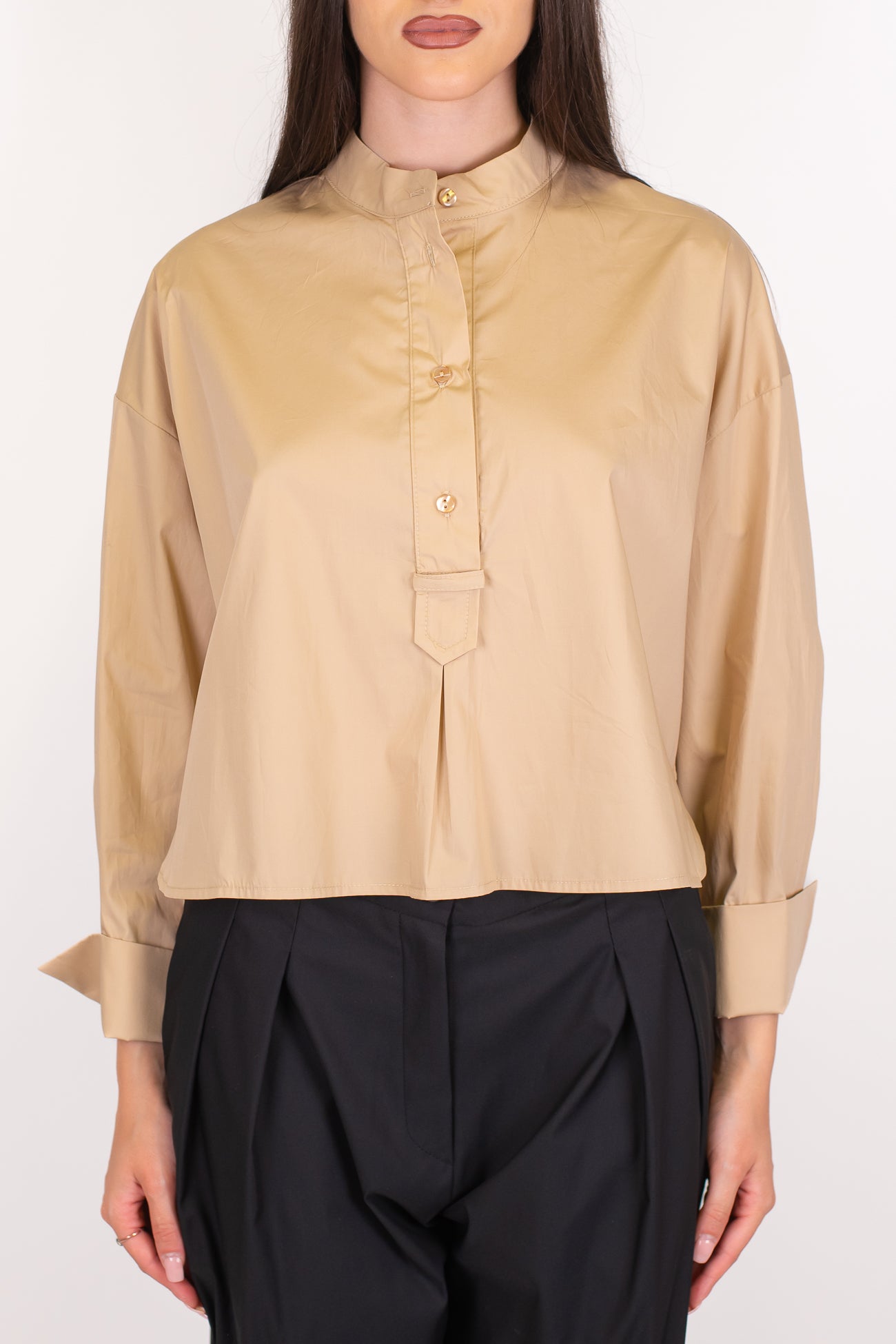 Tensione in - Camicia collo alla coreana in cotone tela paracadute