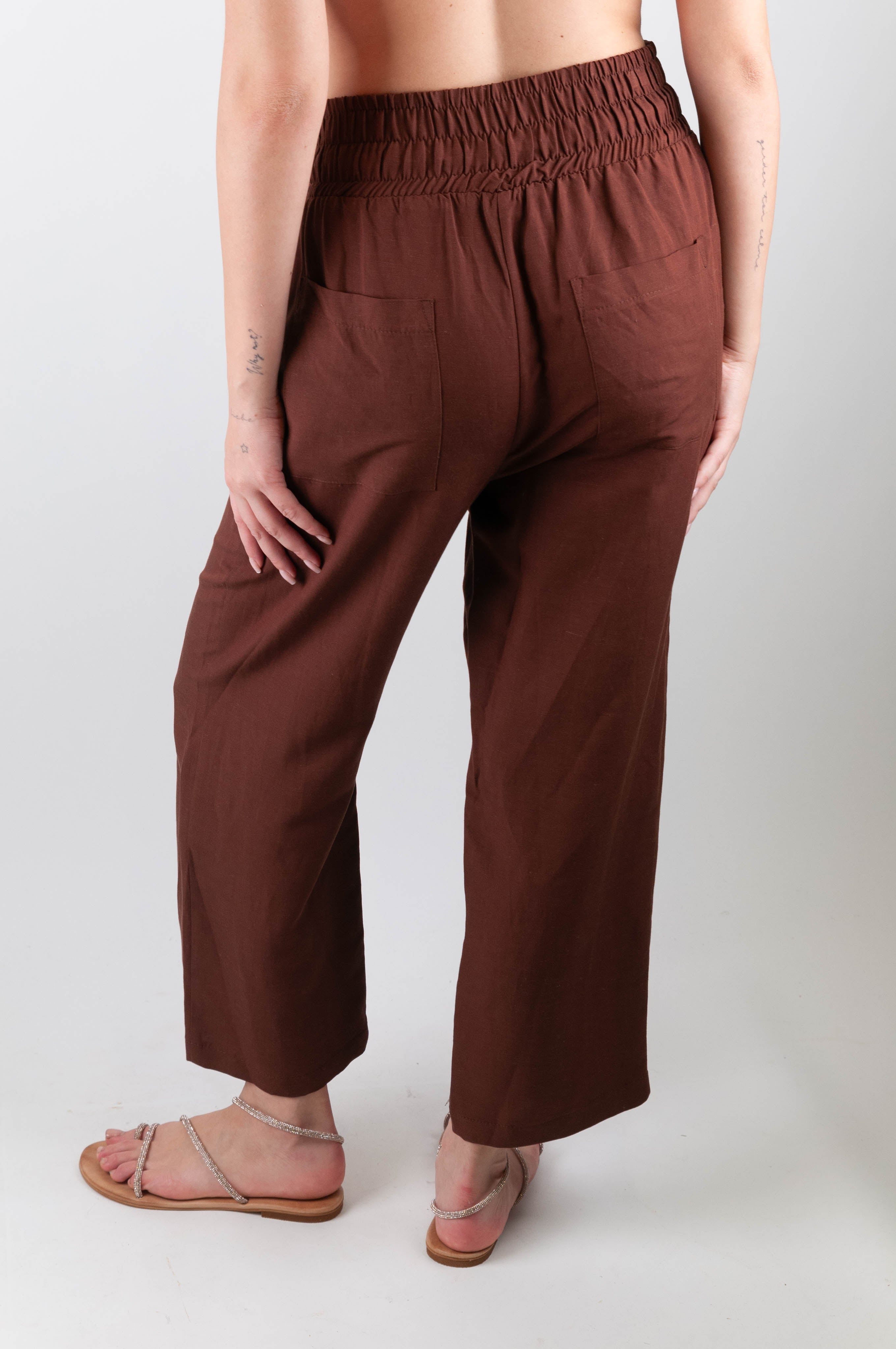 Tensione in - Pantalone regular in misto lino con coulisse