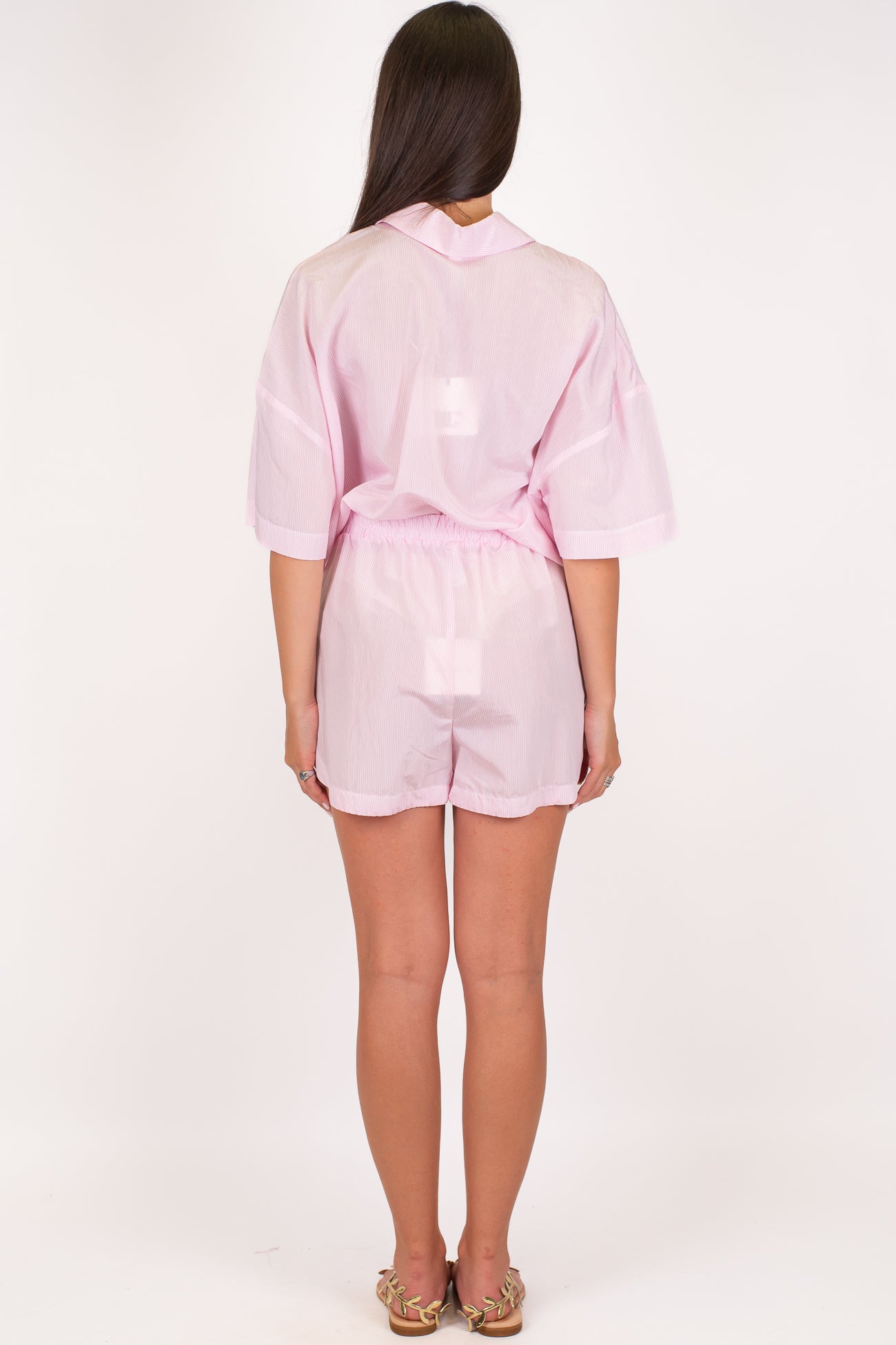 Tensione in - Coordinato camicia mezzamanica e shorts fantasia a righe