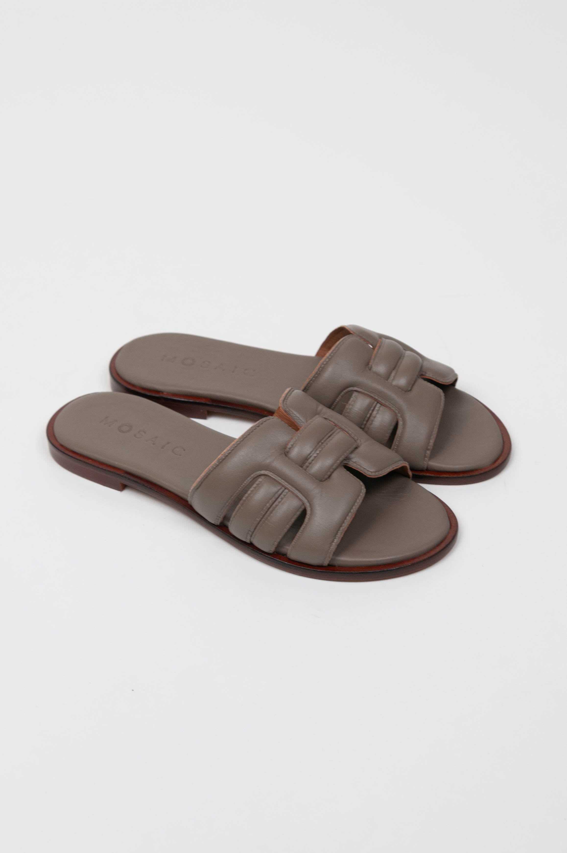 Mosaic - Slip-on sandal with leather band