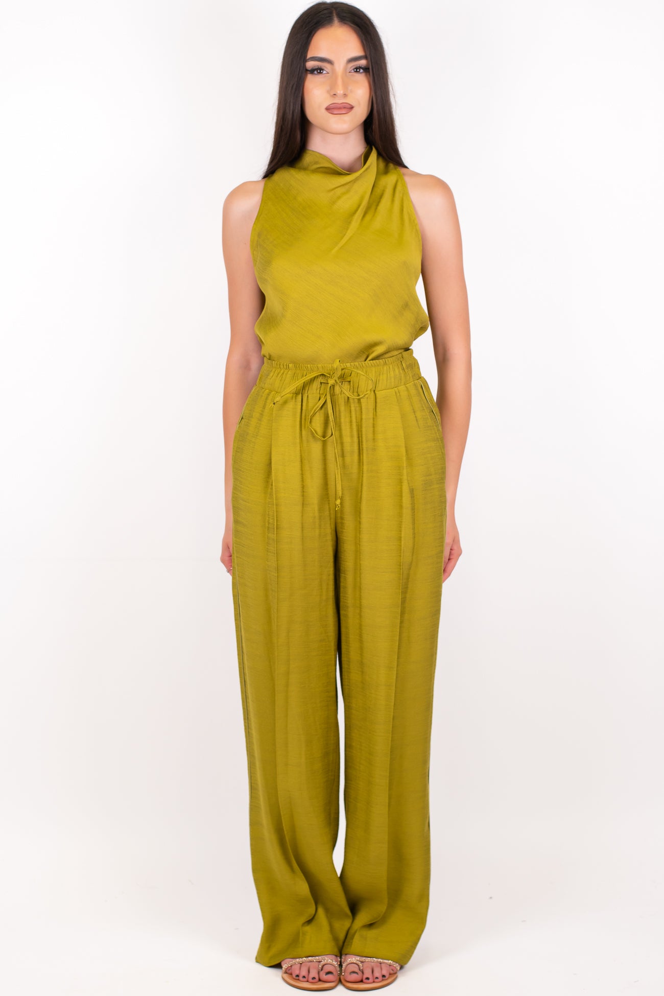 Maryley - Coordinato top asimmetrico giromaniche e pantalone palazzo con elastico in vita