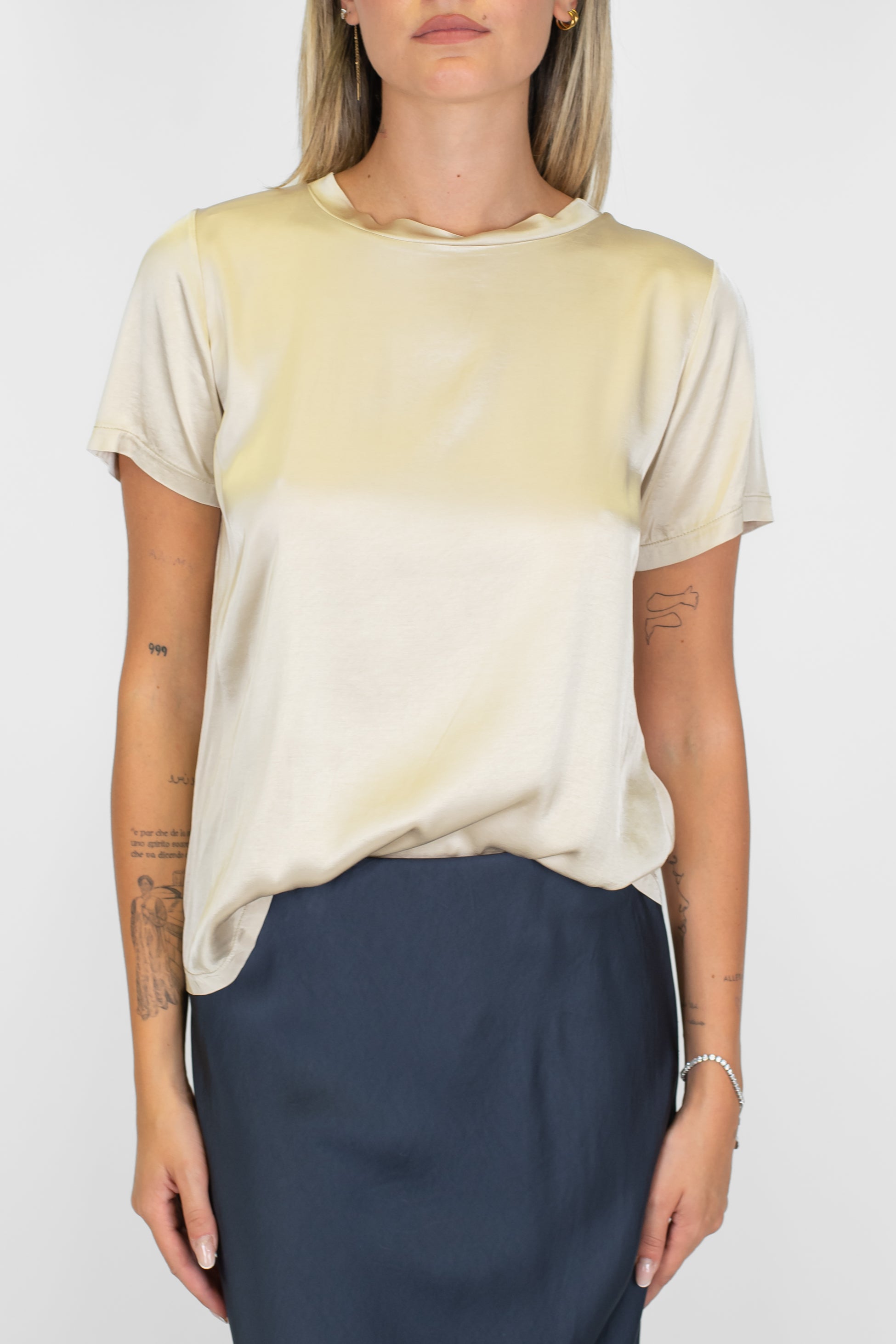 Tensione in - T-shirt mezzamanica in viscosa