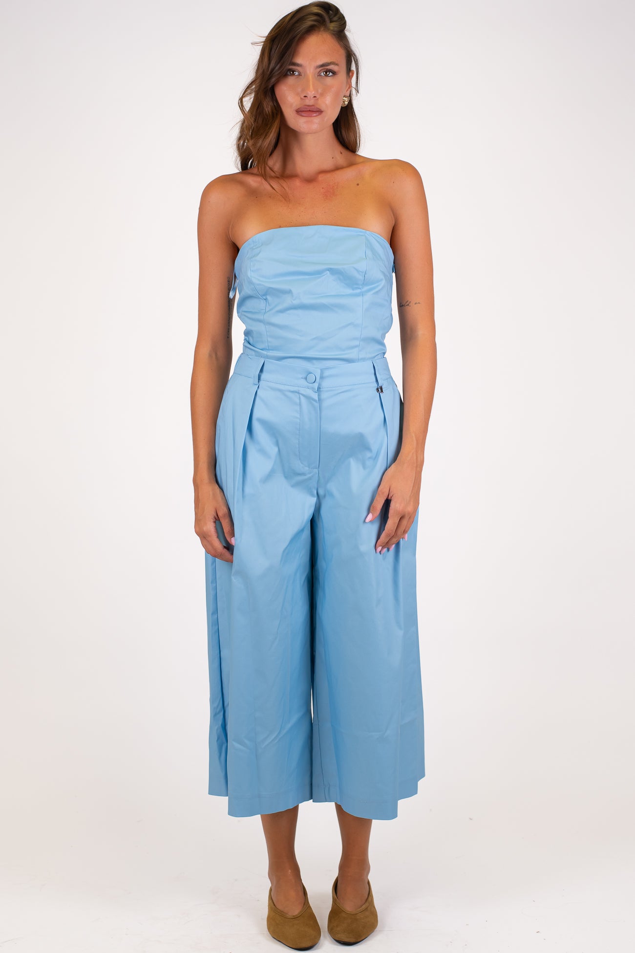 Dixie - Coordinato in cotone tela paracadute con top a fascia e pantalone crop