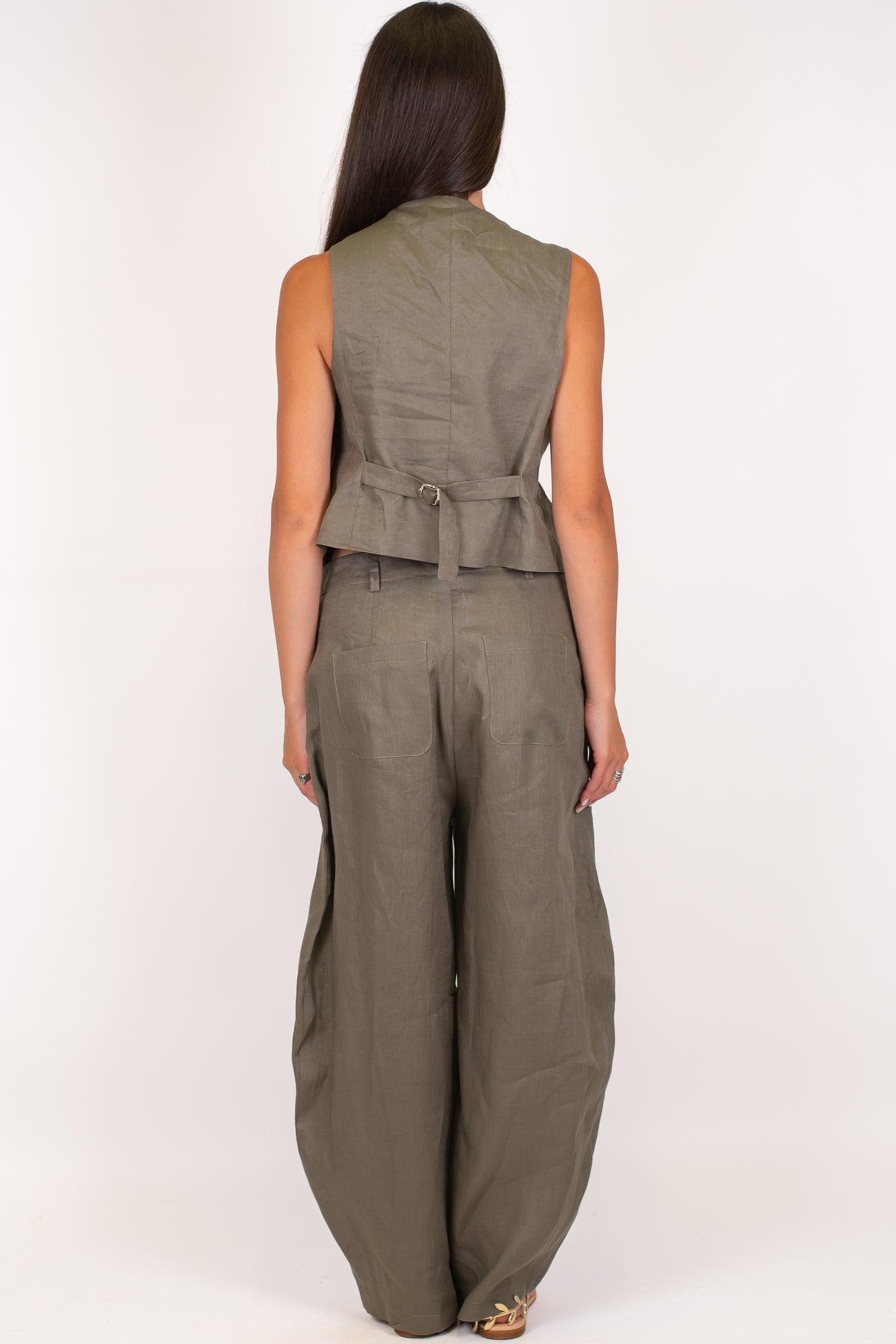 Motel - Coordinato in puro lino con gilet e pantalone balloon