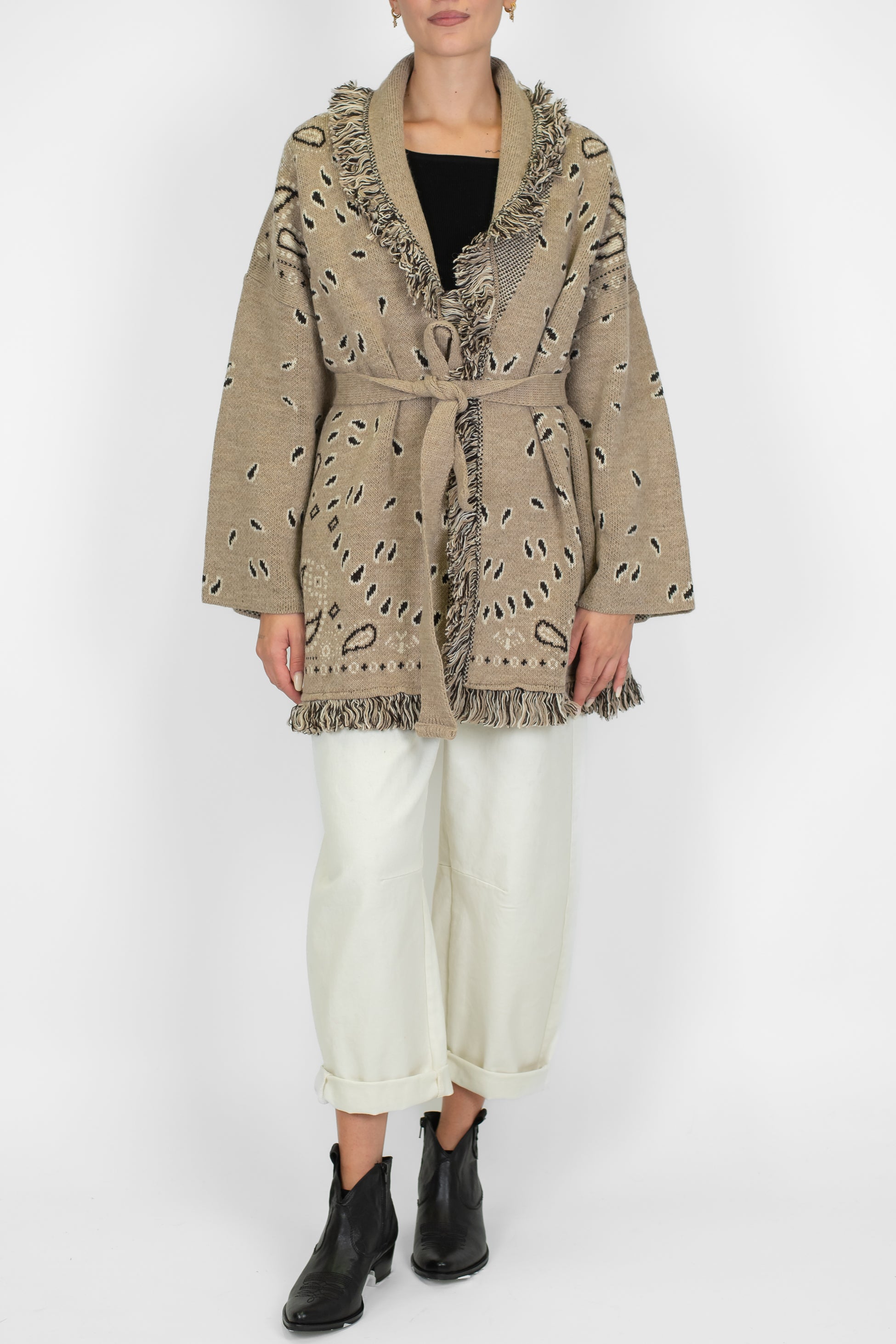 Tensione in - Cardigan in misto lana fantasia bandana con frange