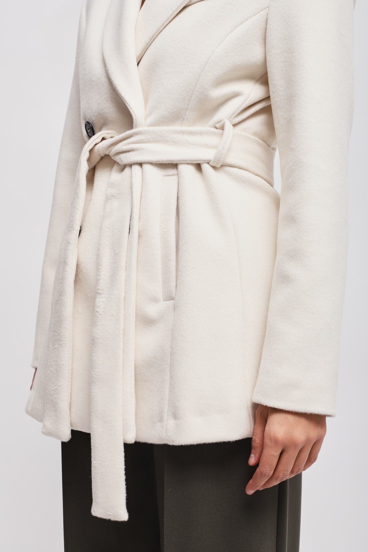 Maryley - Giacca doppiopetto tinta unita in misto lana con spalline e cintura in vita