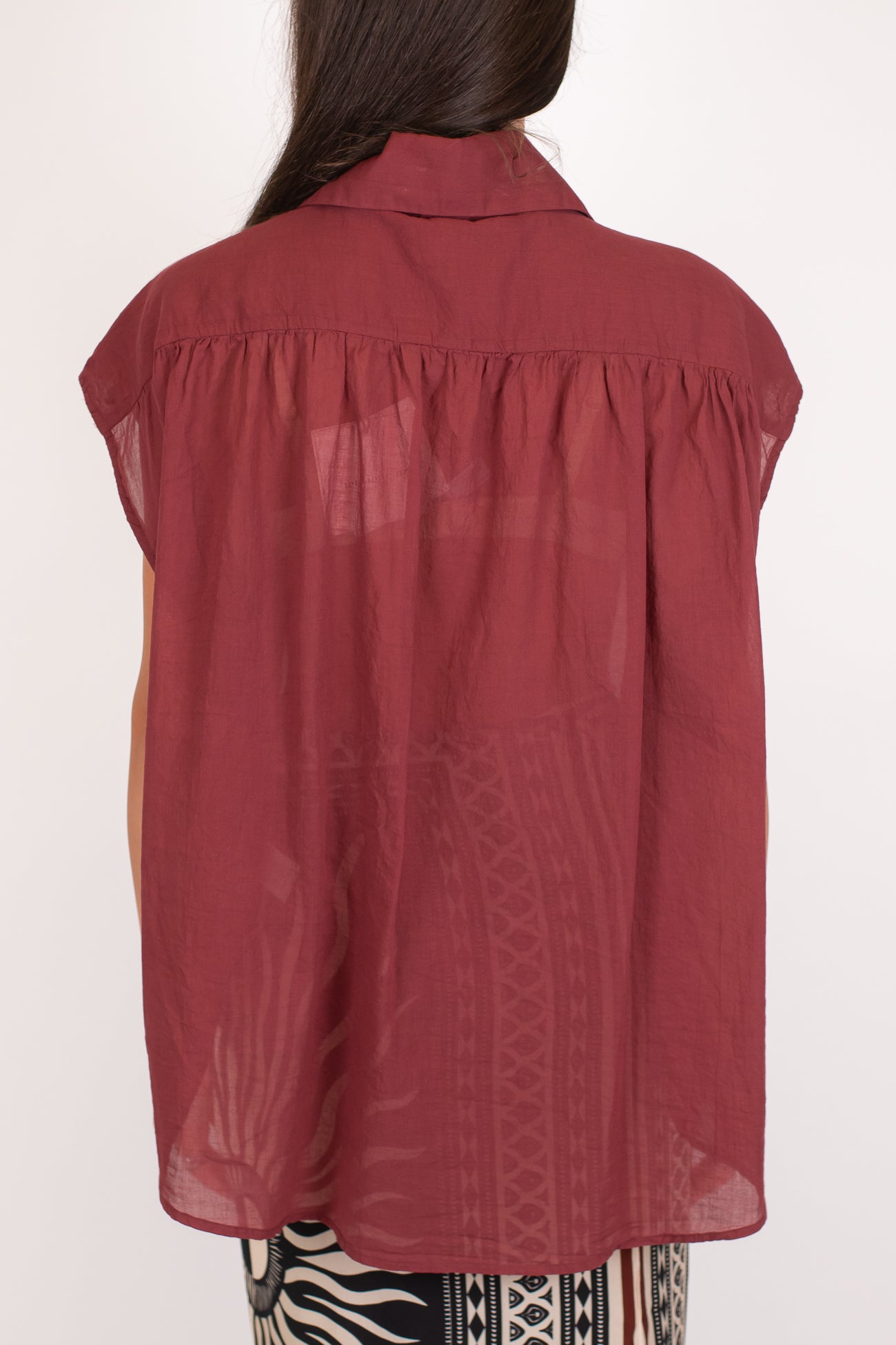 Tensione in - Camicia mezzamanica in mussola di cotone