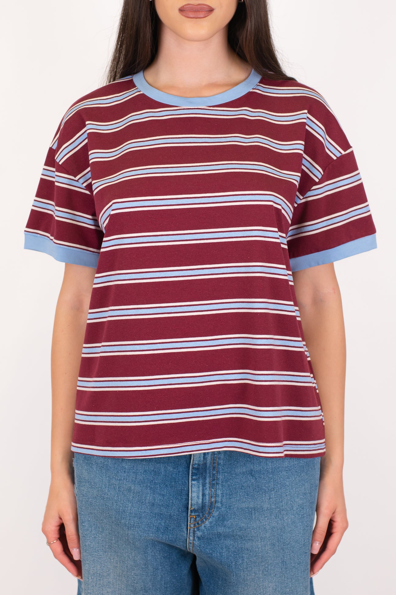 Tensione in - T-shirt fantasia a righe a contrasto