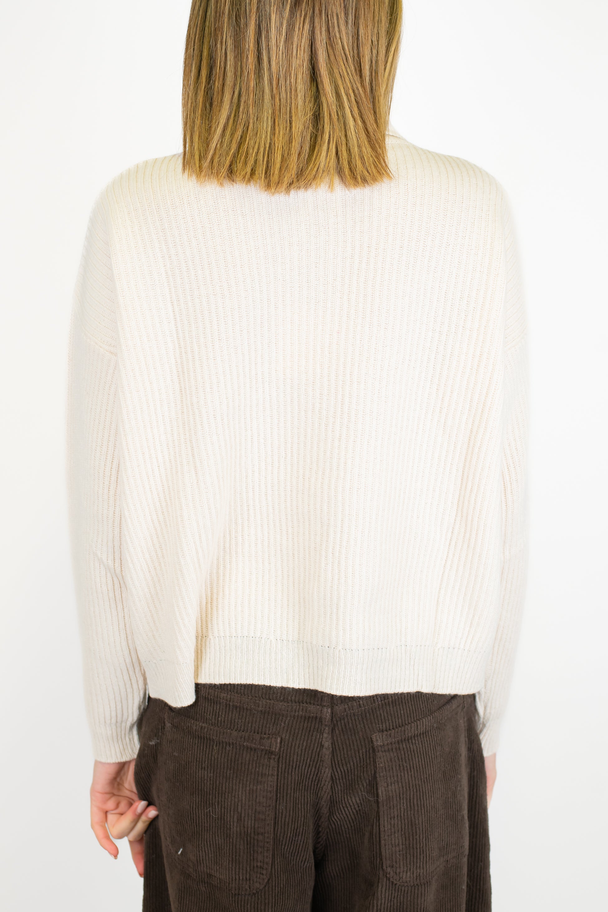 Tensione in - Dolcevita a costine in misto lana e cashmere