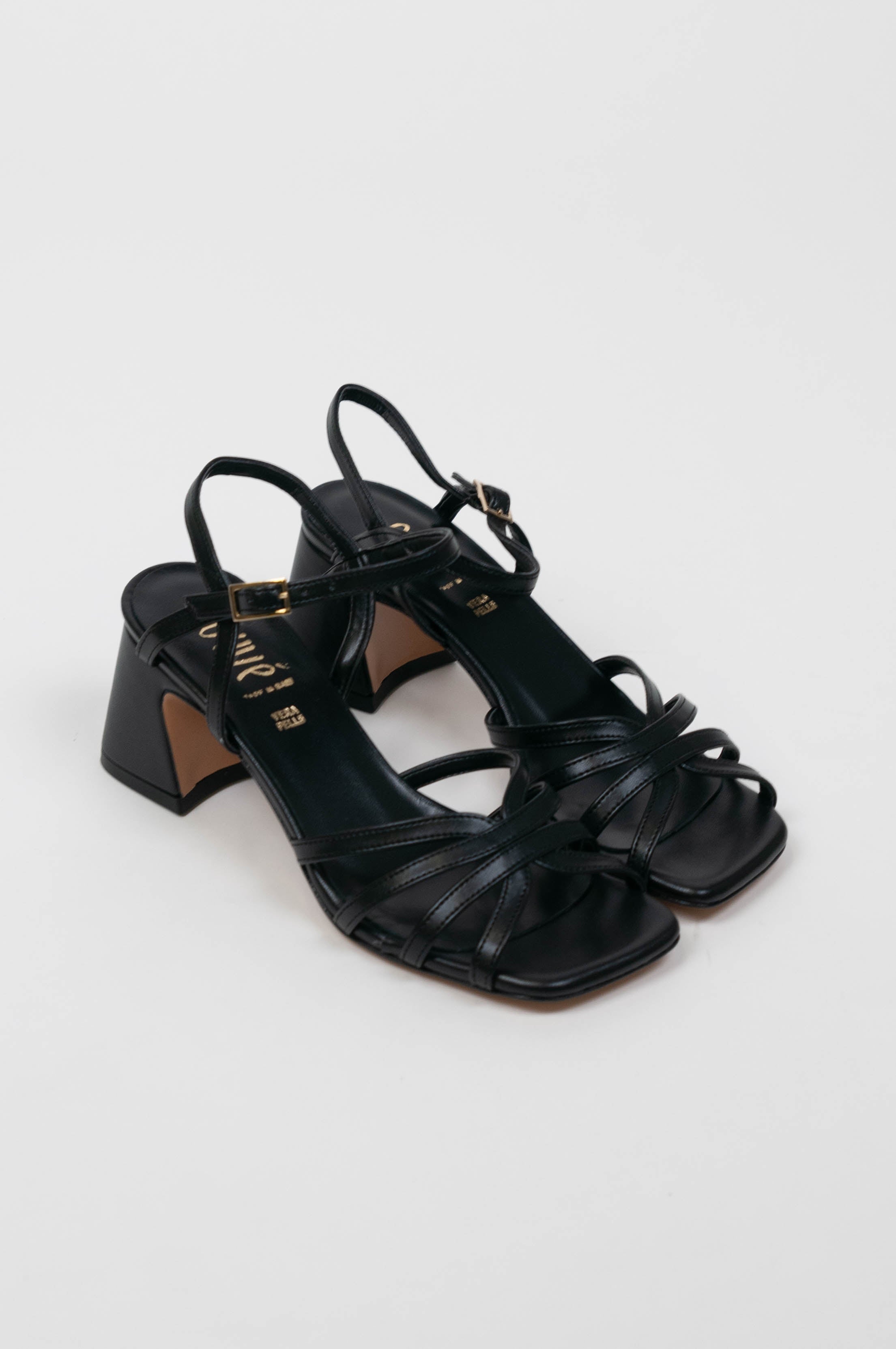 Ovyé - Leather spider sandal with strap