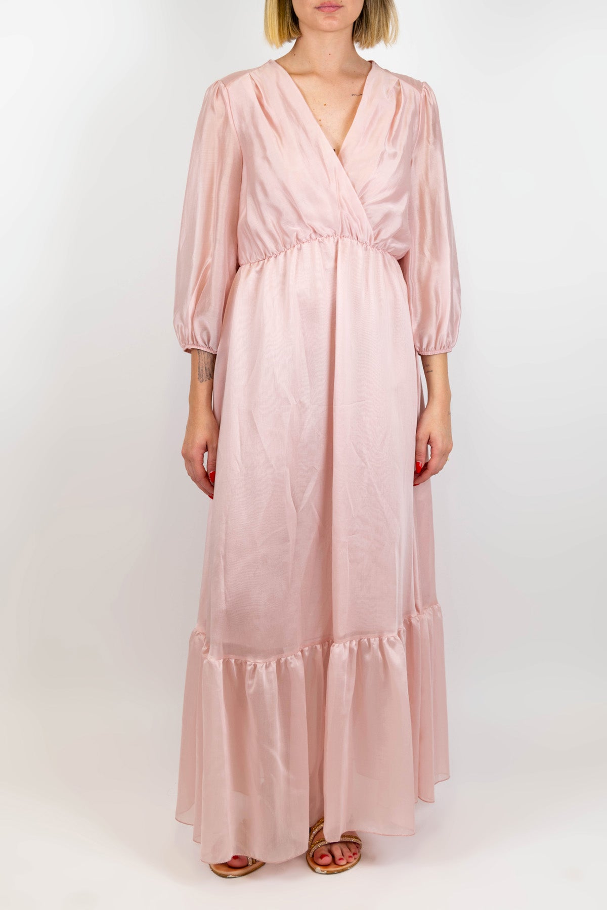 Tensione in - Abito lungo in lyocell con scollo a V e balza sul fondo