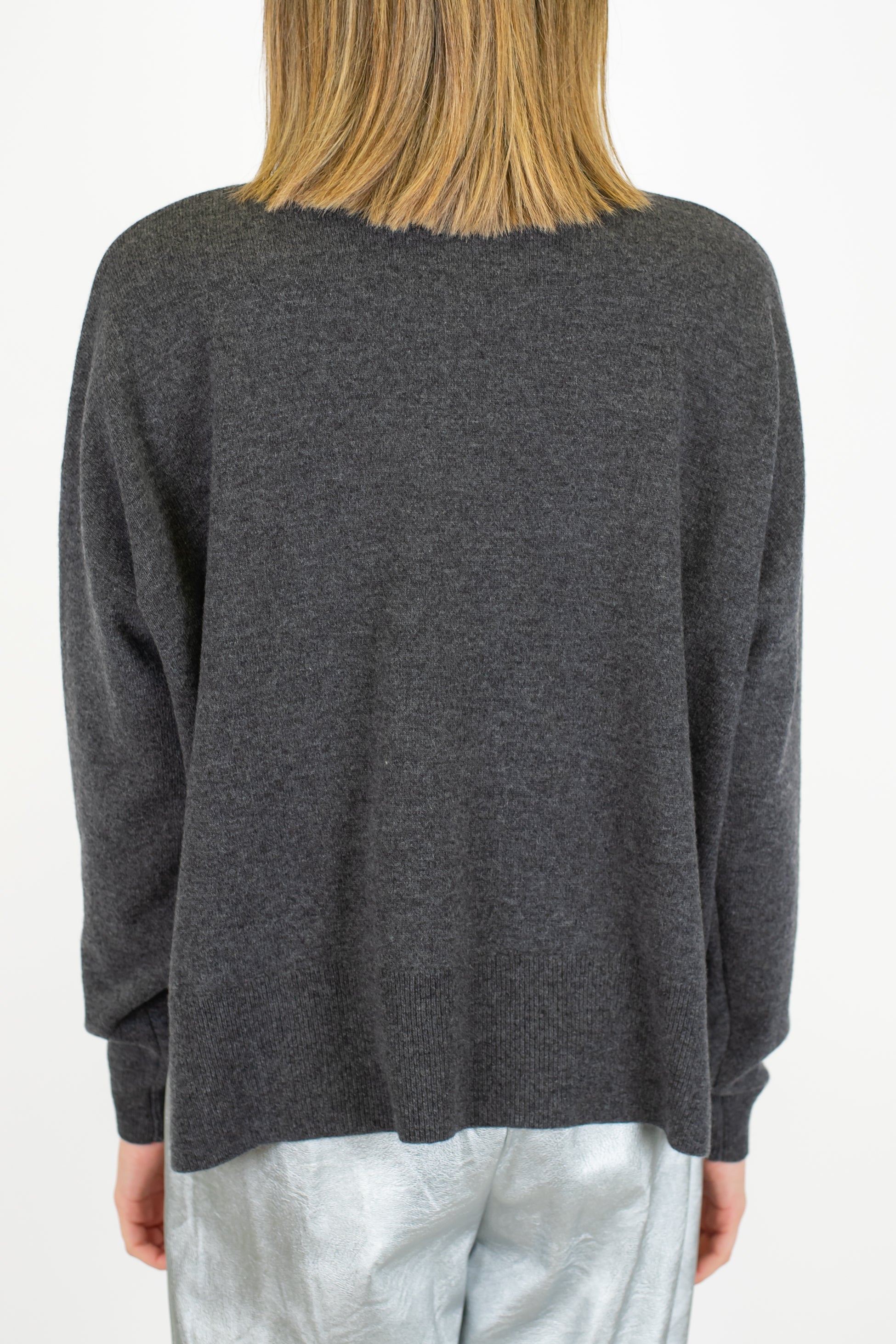 Tensione in - Maglia scollo cratere in 100% lana