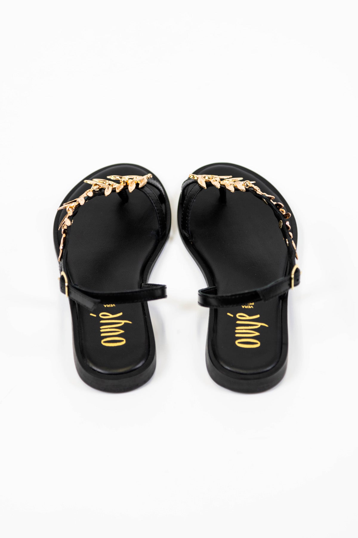 Ovyé - Sandalo infradito con foglie oro e cinturino